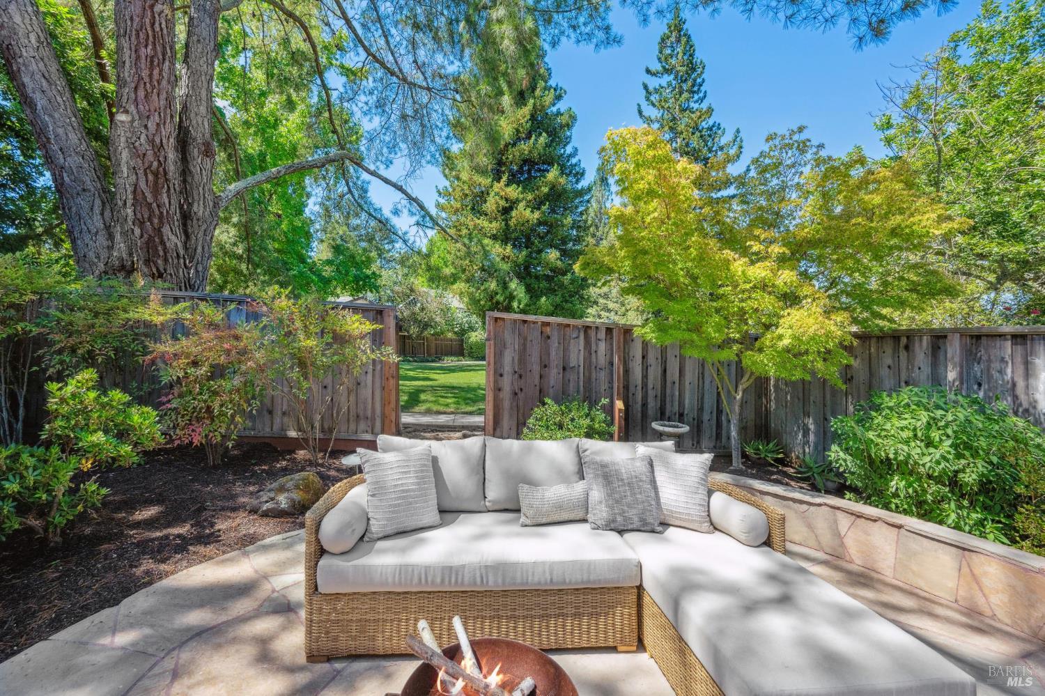 1736 Arroyo Sierra Cir