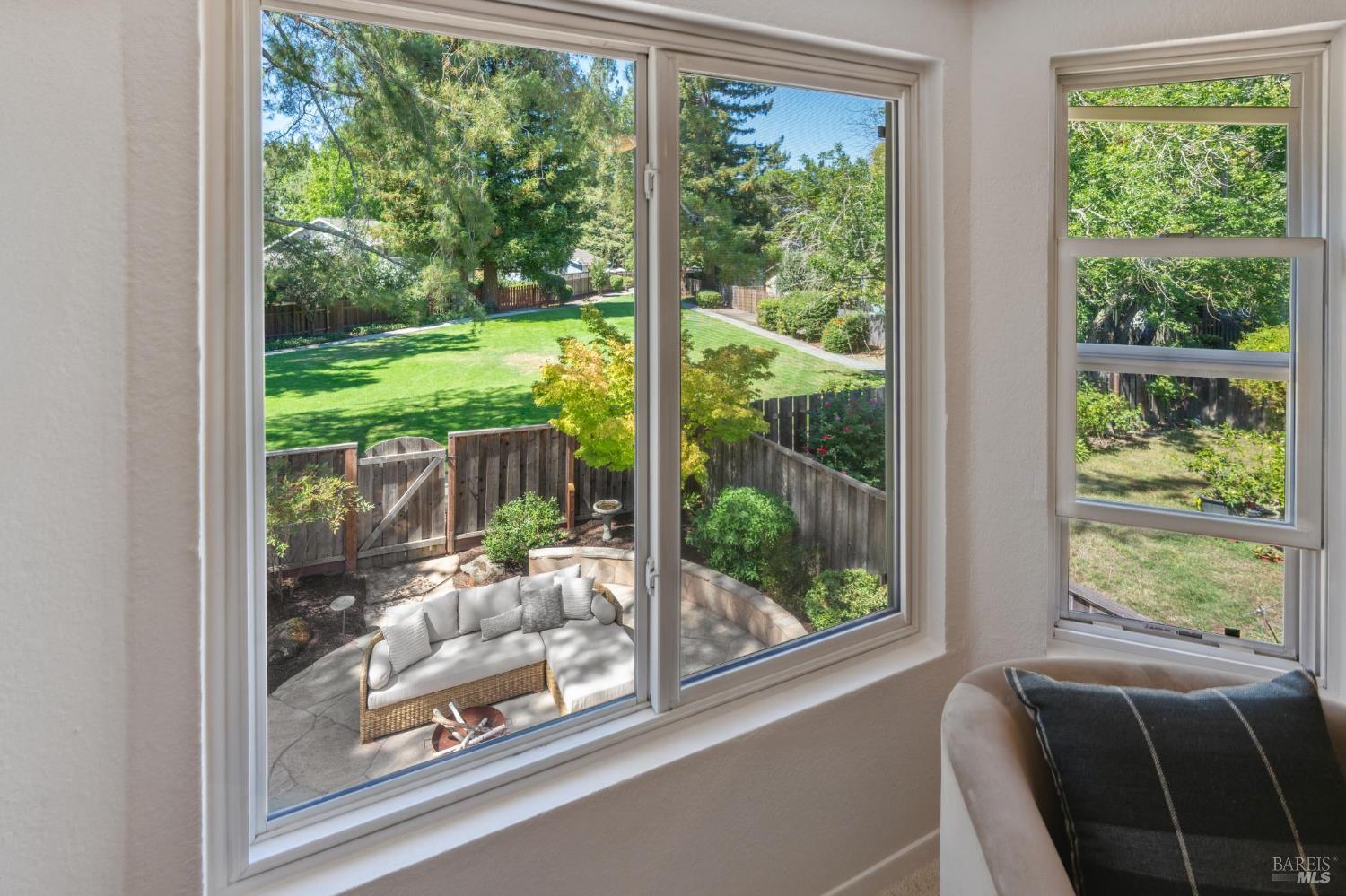 1736 Arroyo Sierra Cir