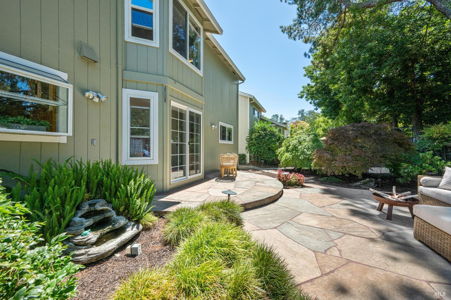 1736 Arroyo Sierra Cir