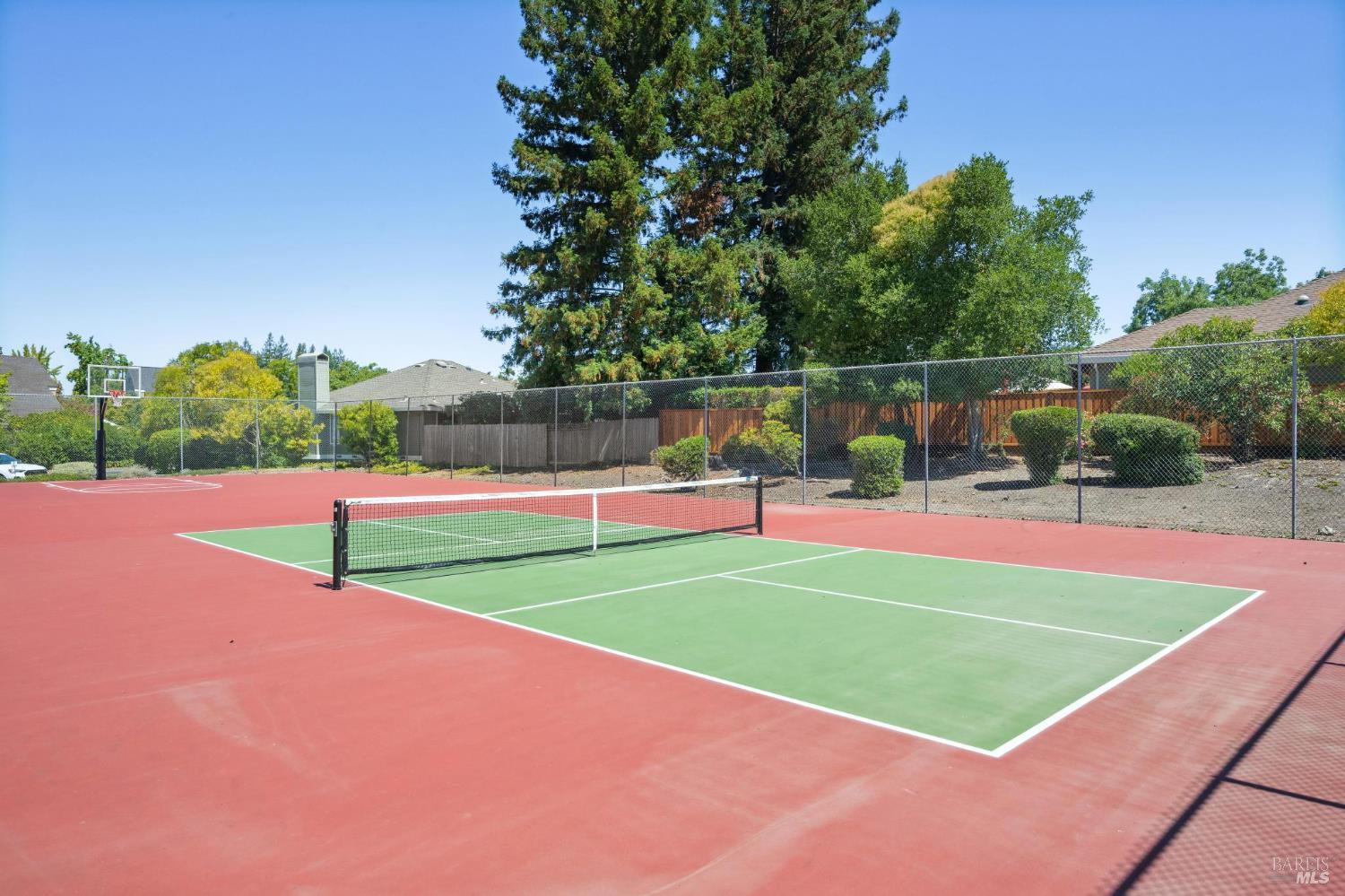 1736 Arroyo Sierra Cir