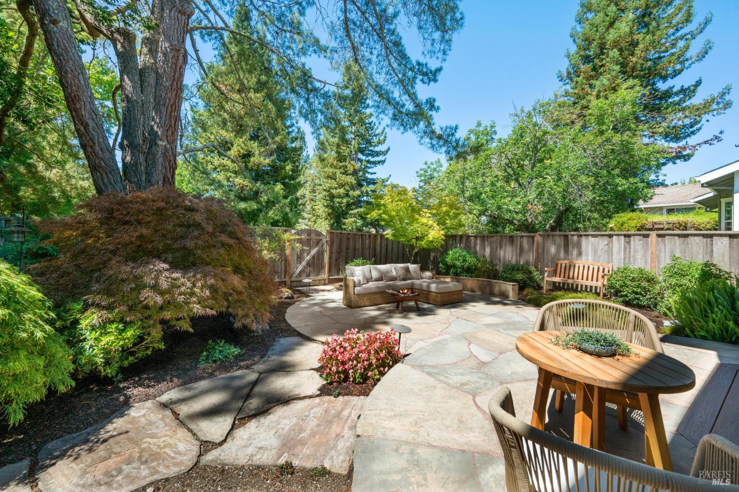 1736 Arroyo Sierra Cir