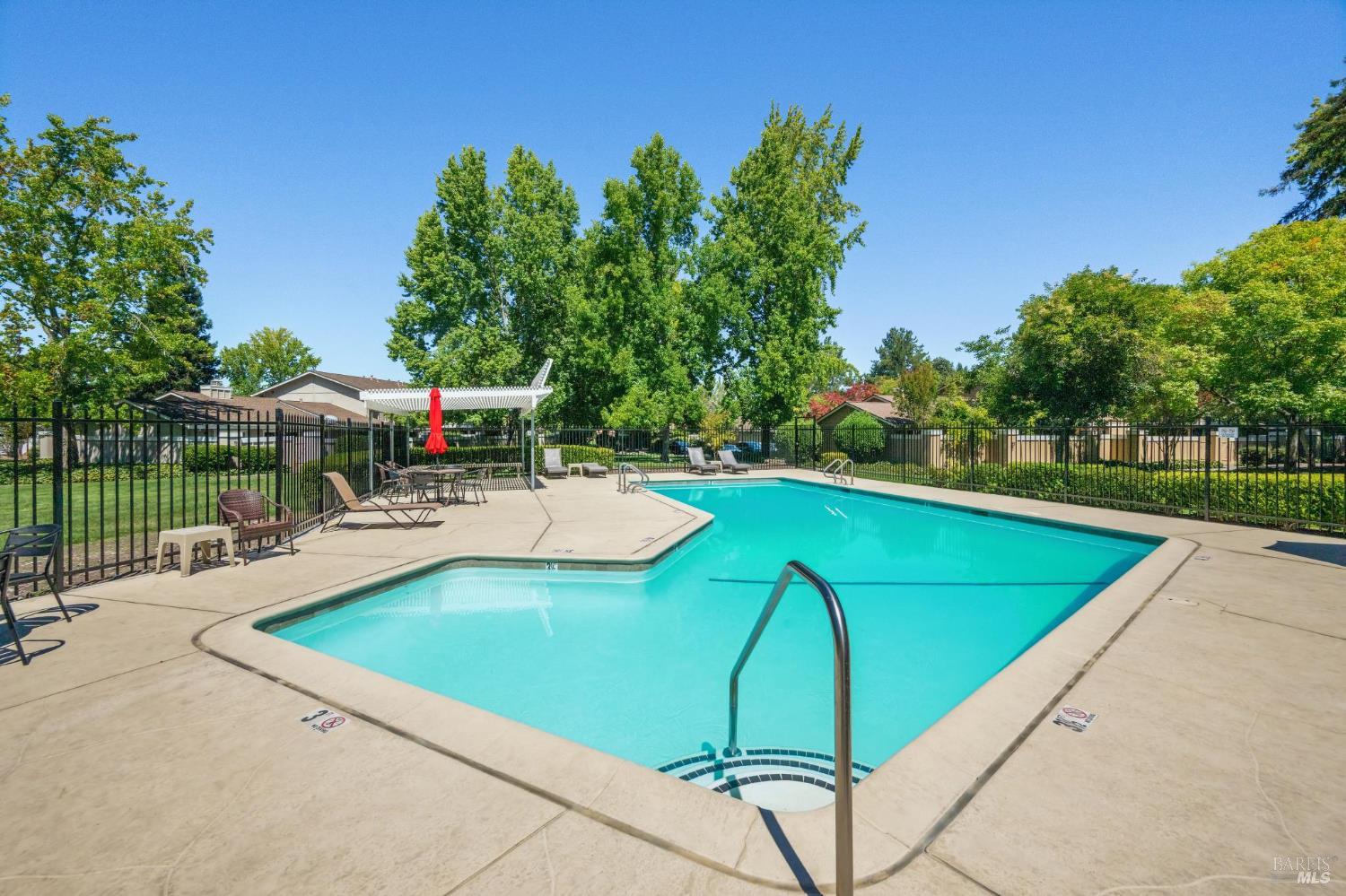 1736 Arroyo Sierra Cir