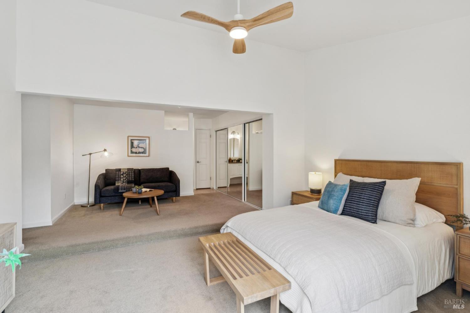 304 Parkview Ct