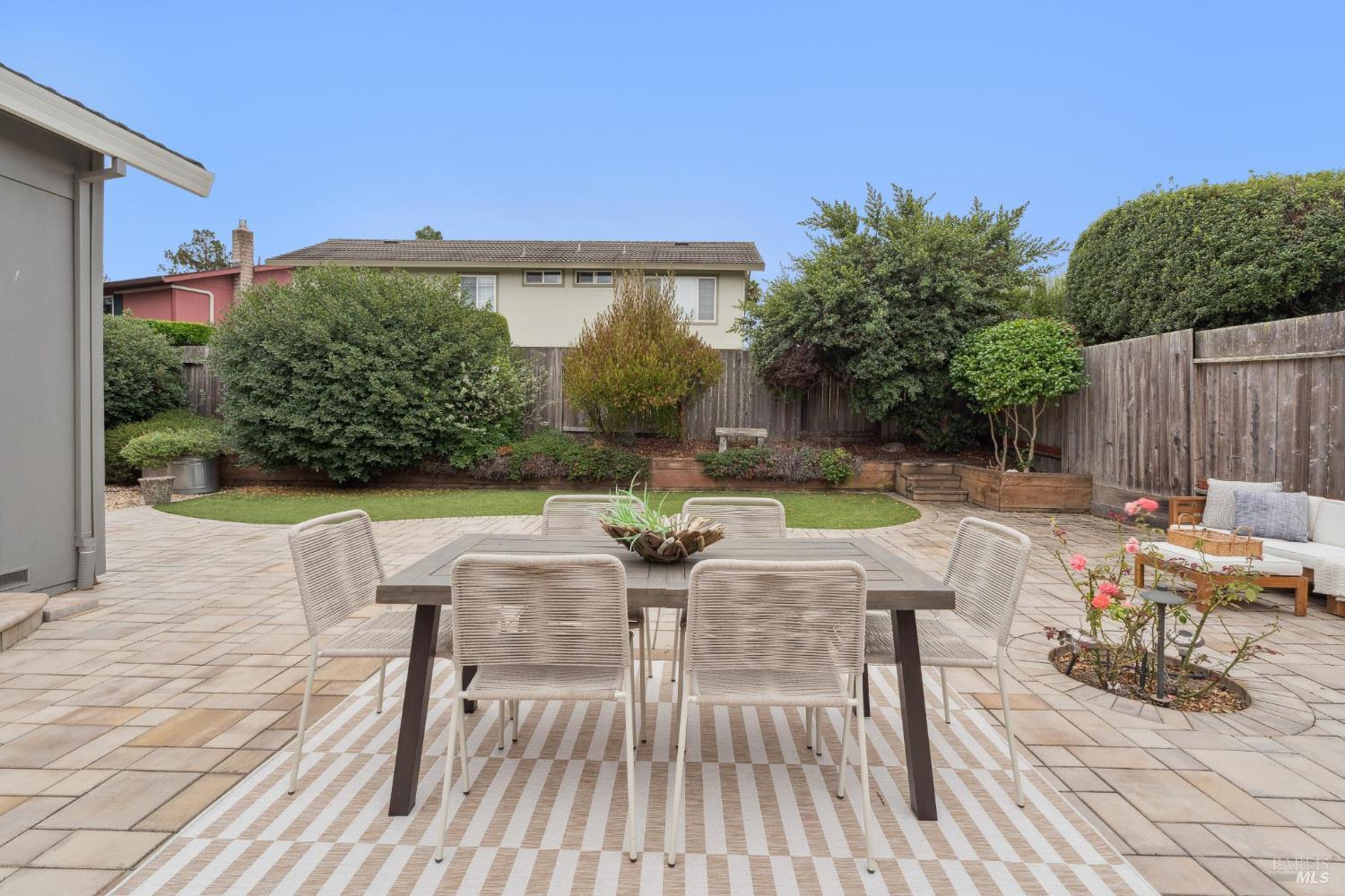 304 Parkview Ct