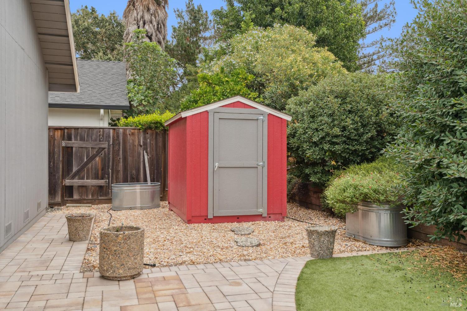 304 Parkview Ct