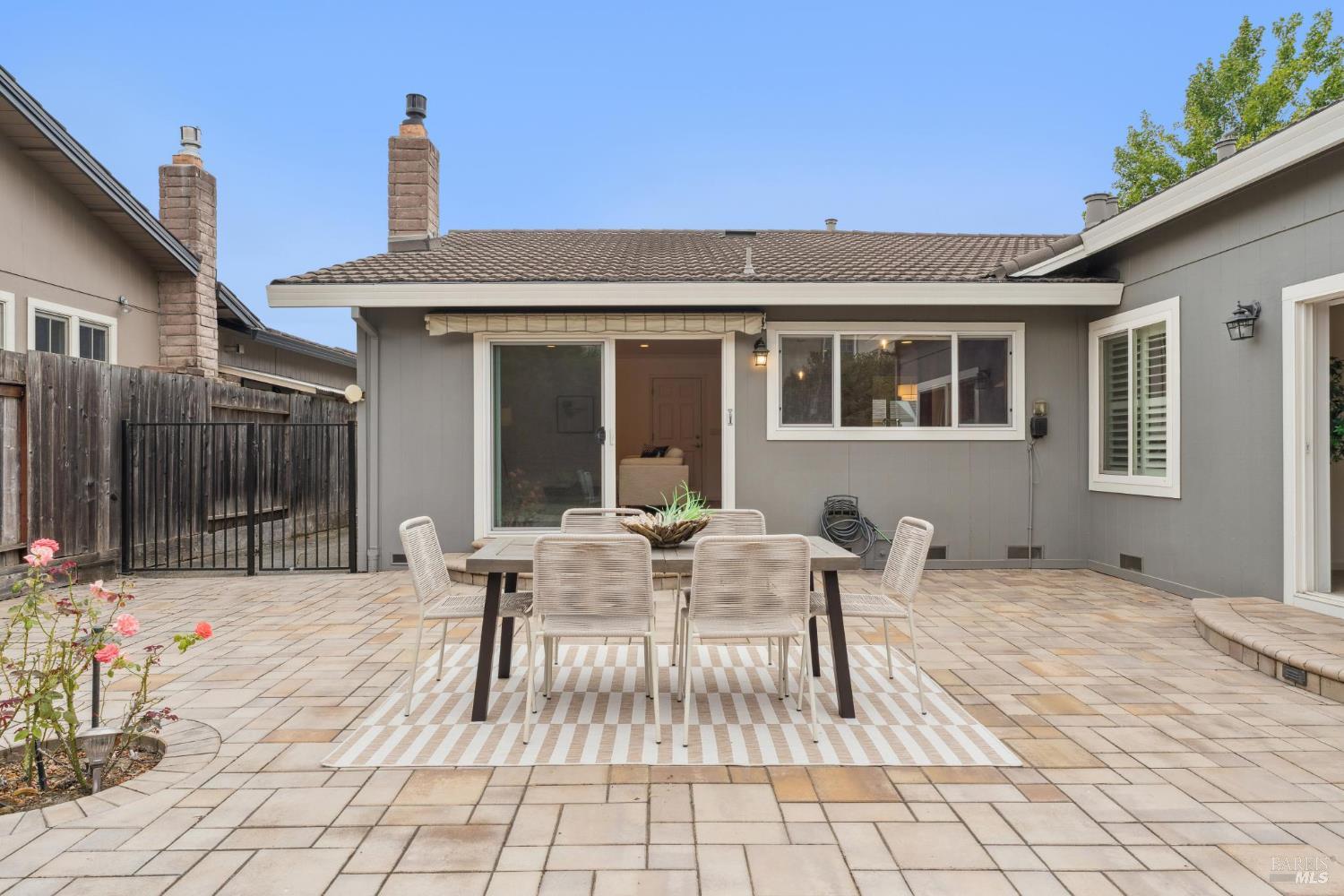 304 Parkview Ct