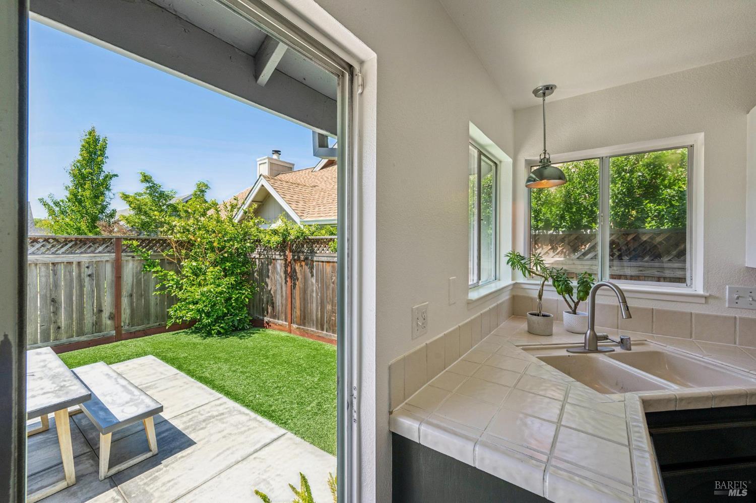1429 Dandelion Way