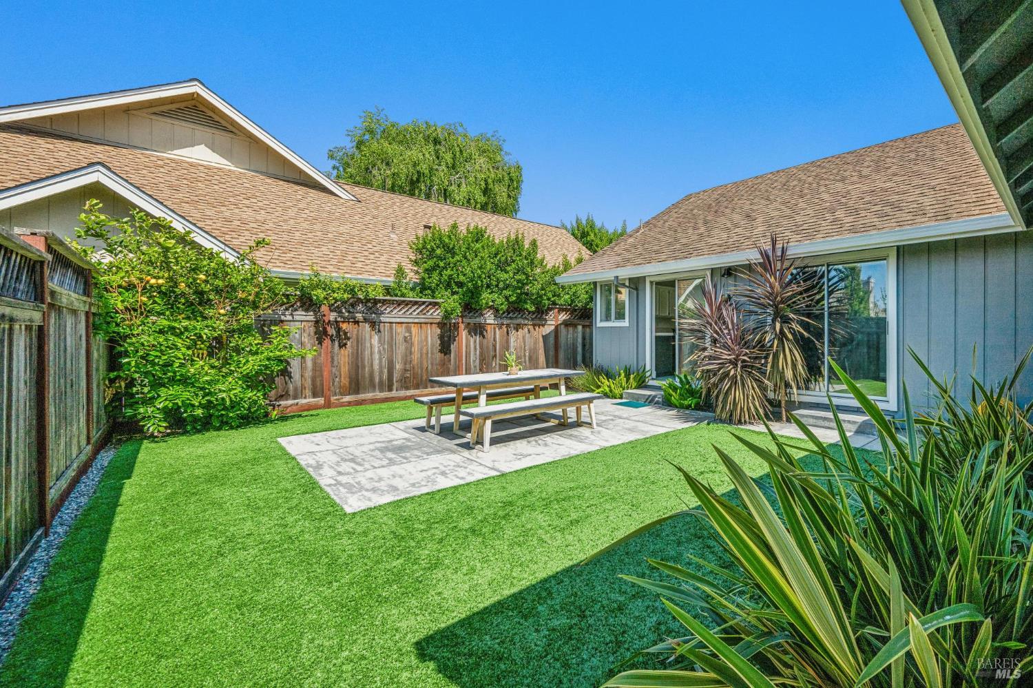 1429 Dandelion Way