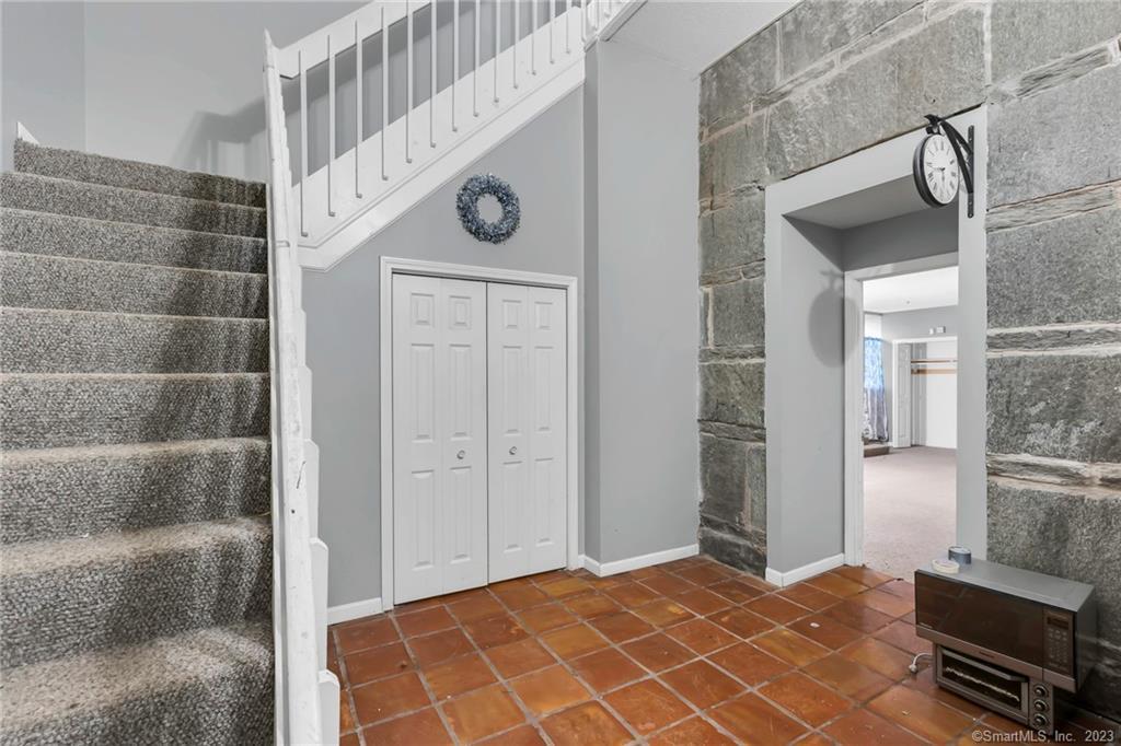 16 Vernon Avenue 4