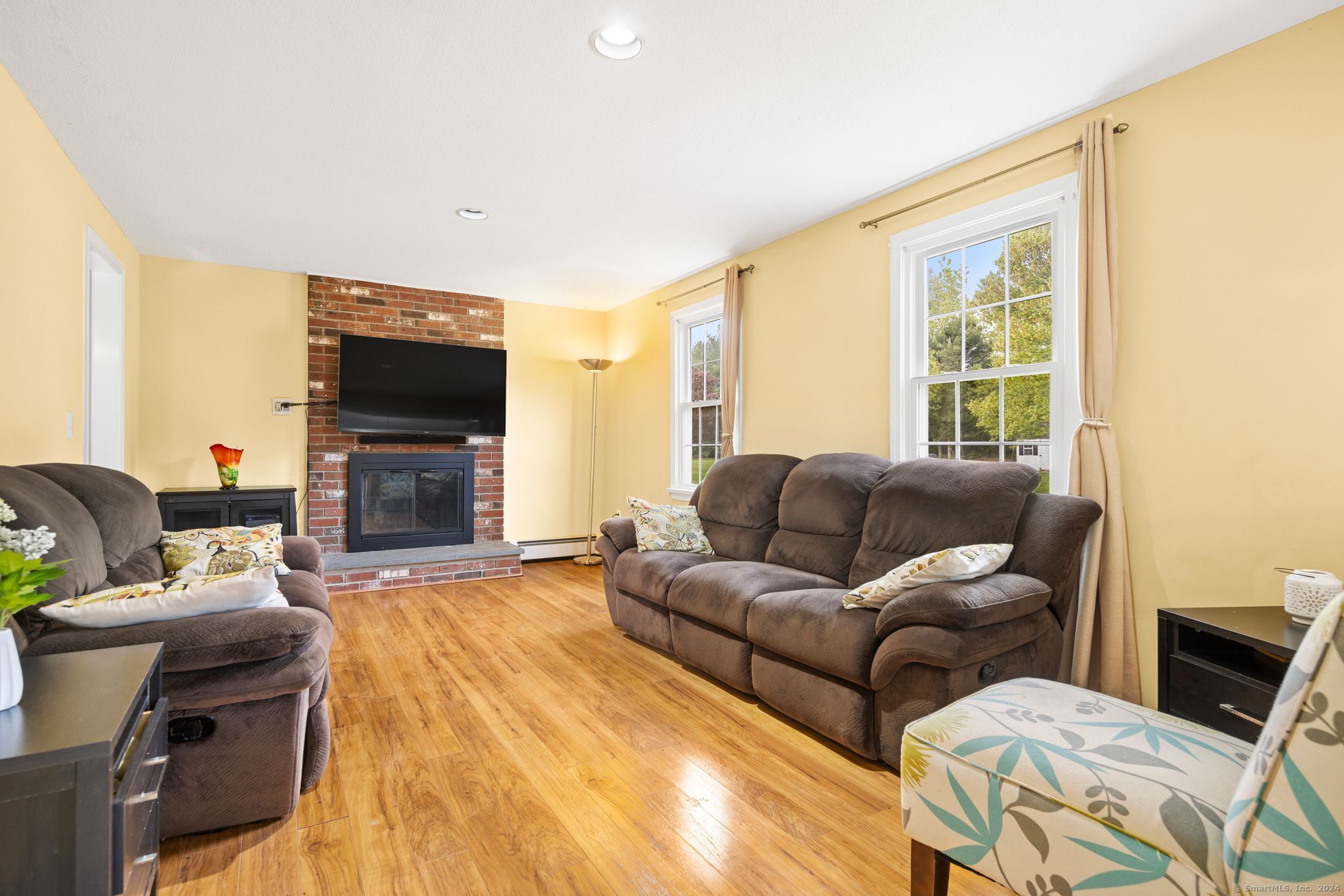 48 Perrin Lane