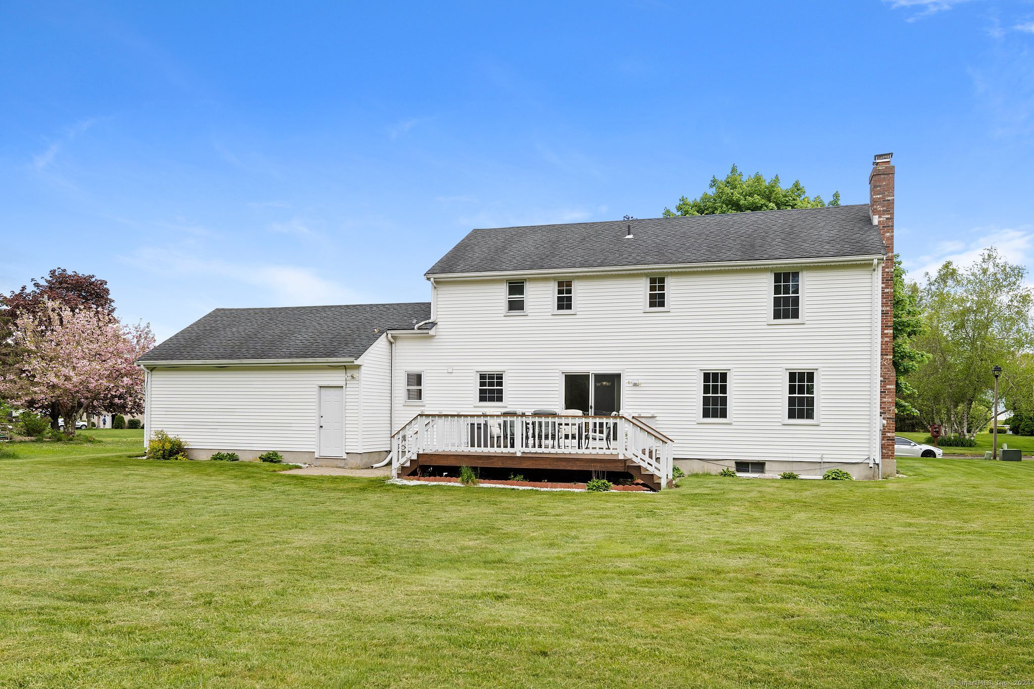 48 Perrin Lane