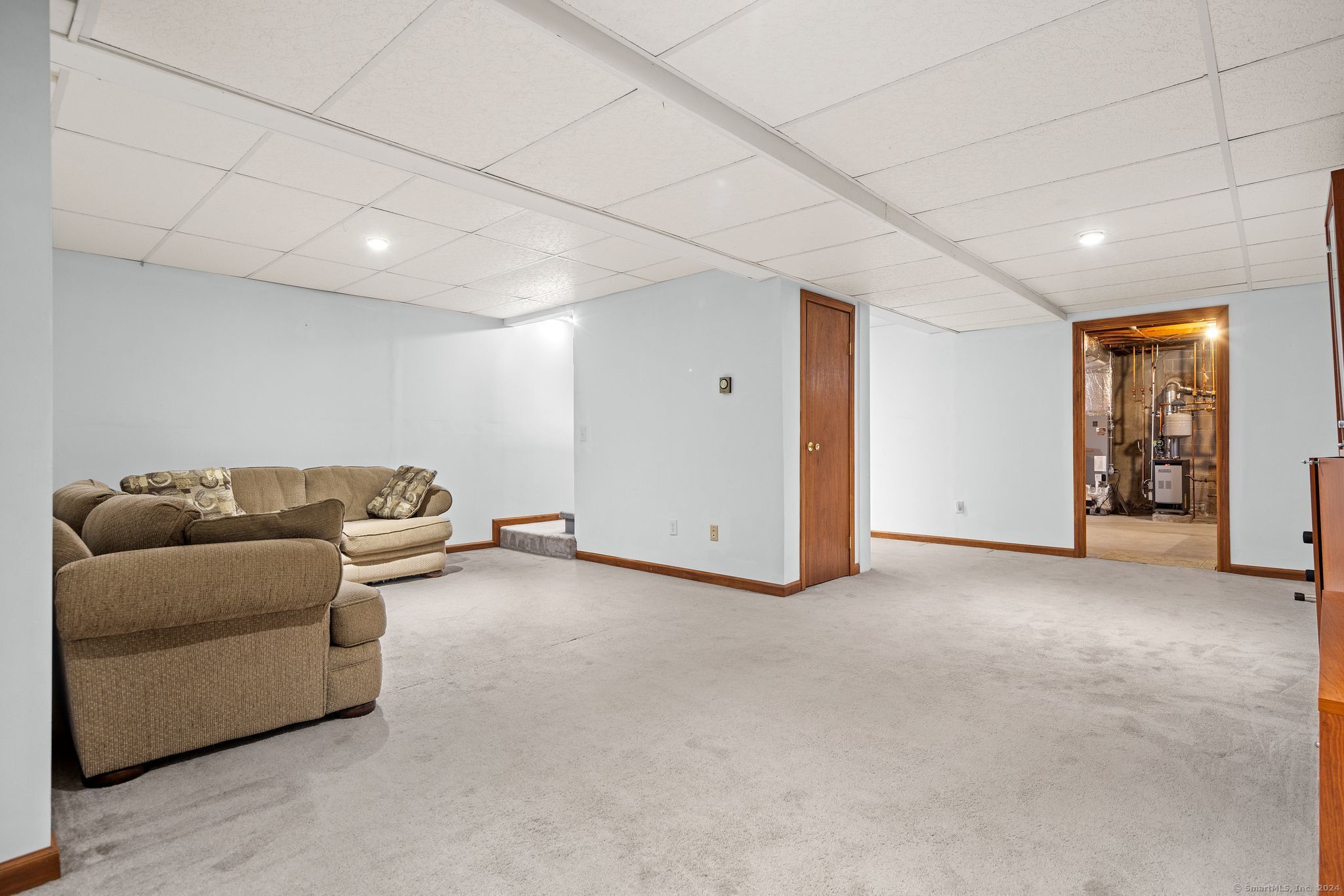 48 Perrin Lane