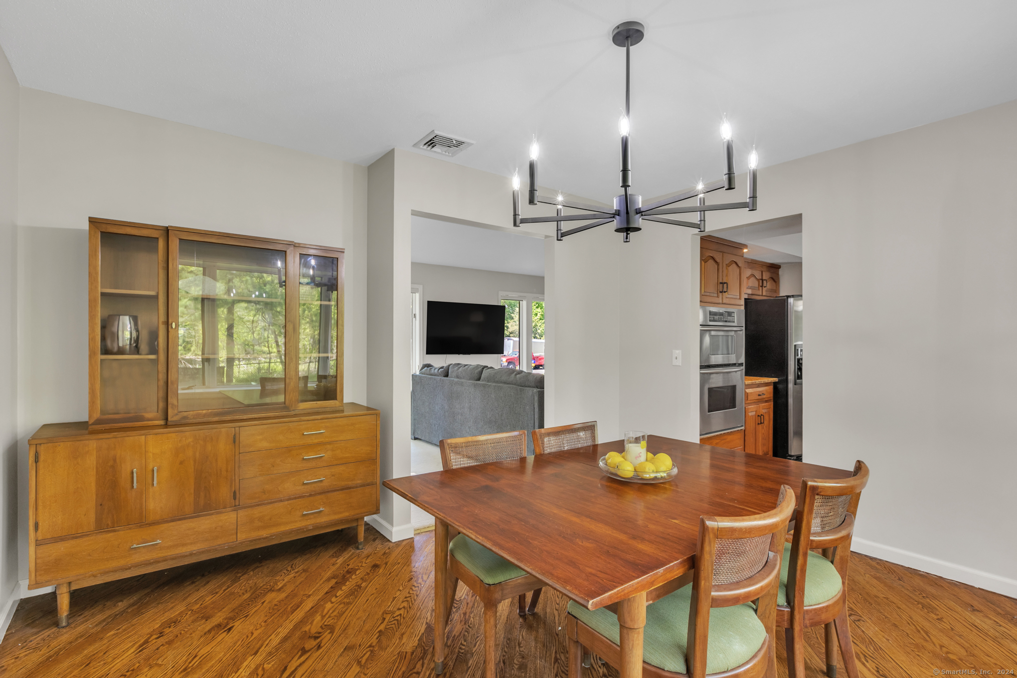 96 Stonefield Trail