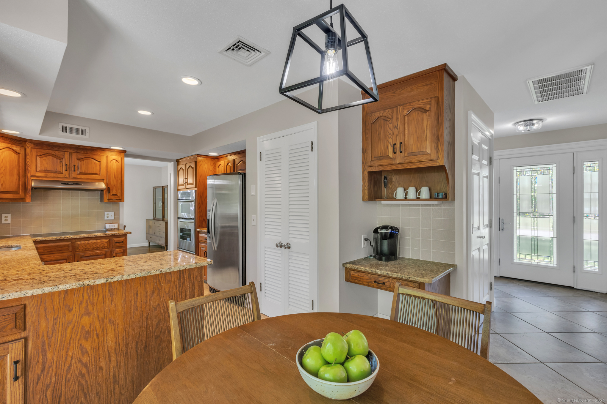 96 Stonefield Trail