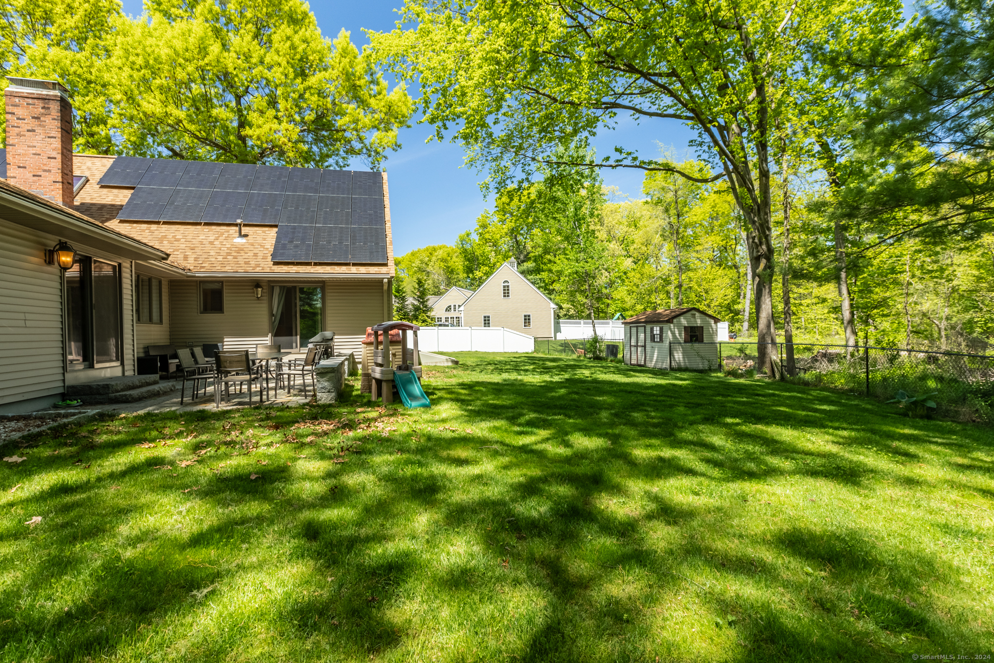 96 Stonefield Trail