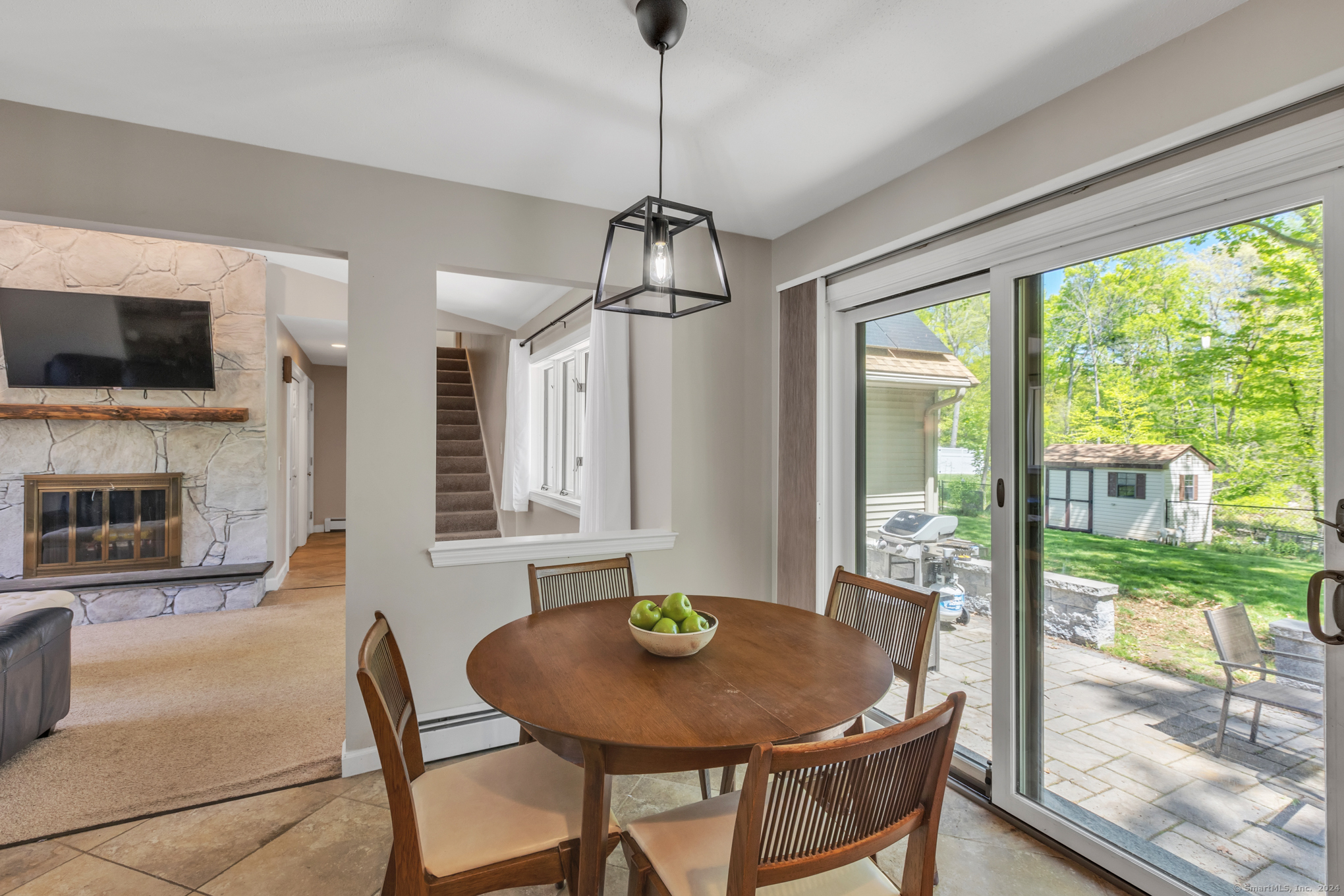 96 Stonefield Trail