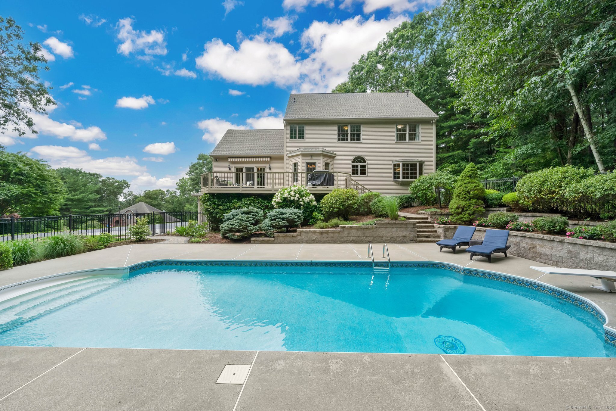 7 Teaberry Ridge Road