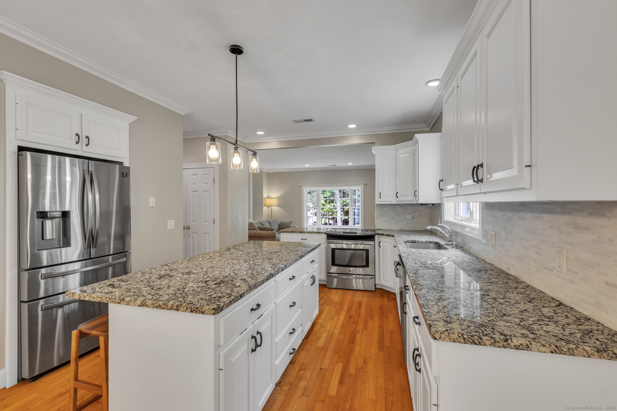 6 Boulder Ridge Drive