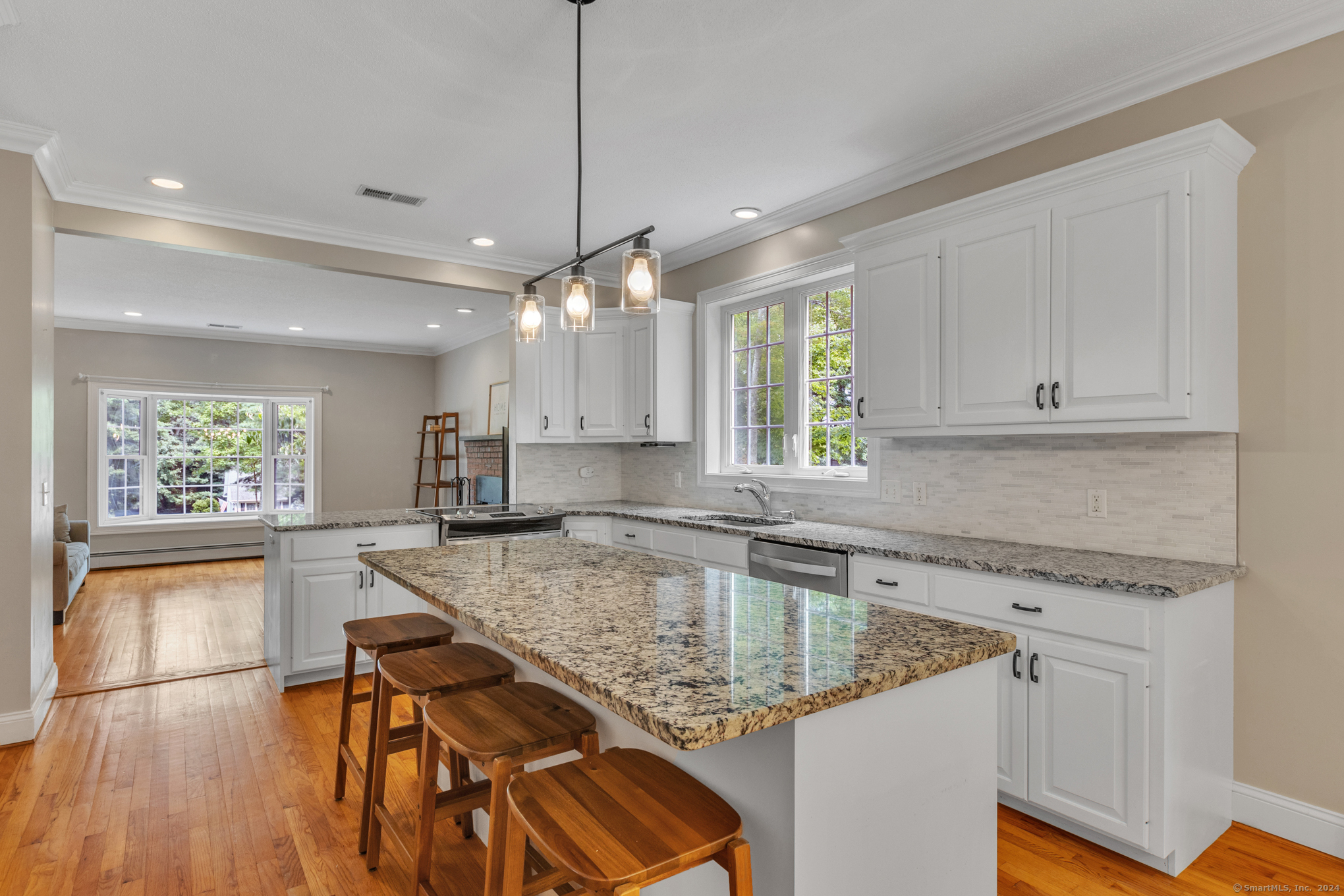6 Boulder Ridge Drive