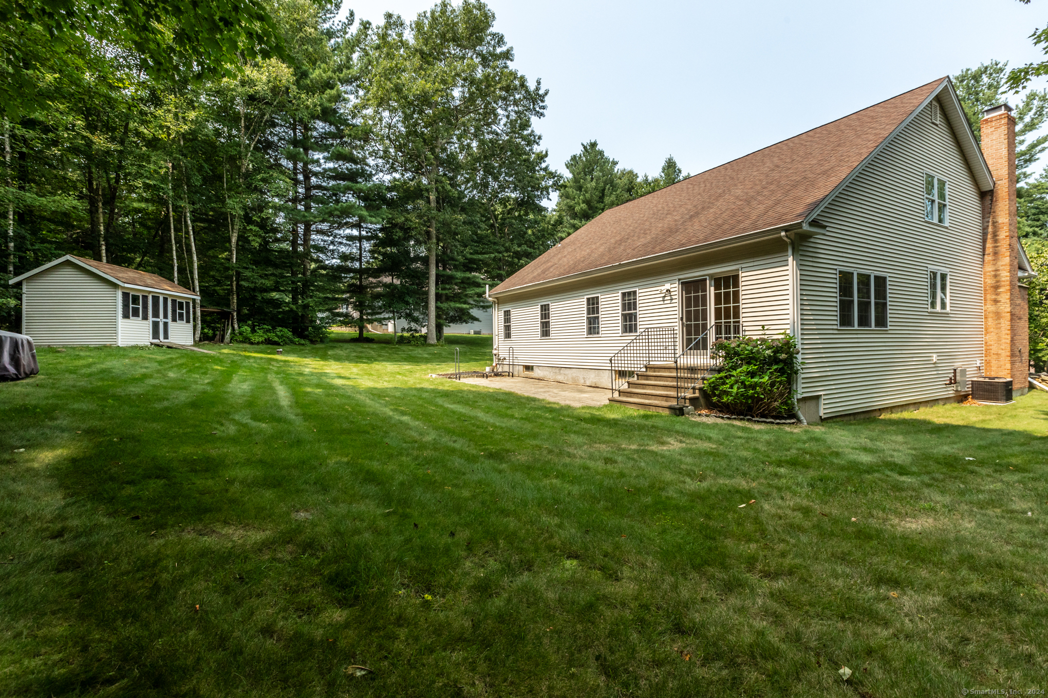 6 Boulder Ridge Drive