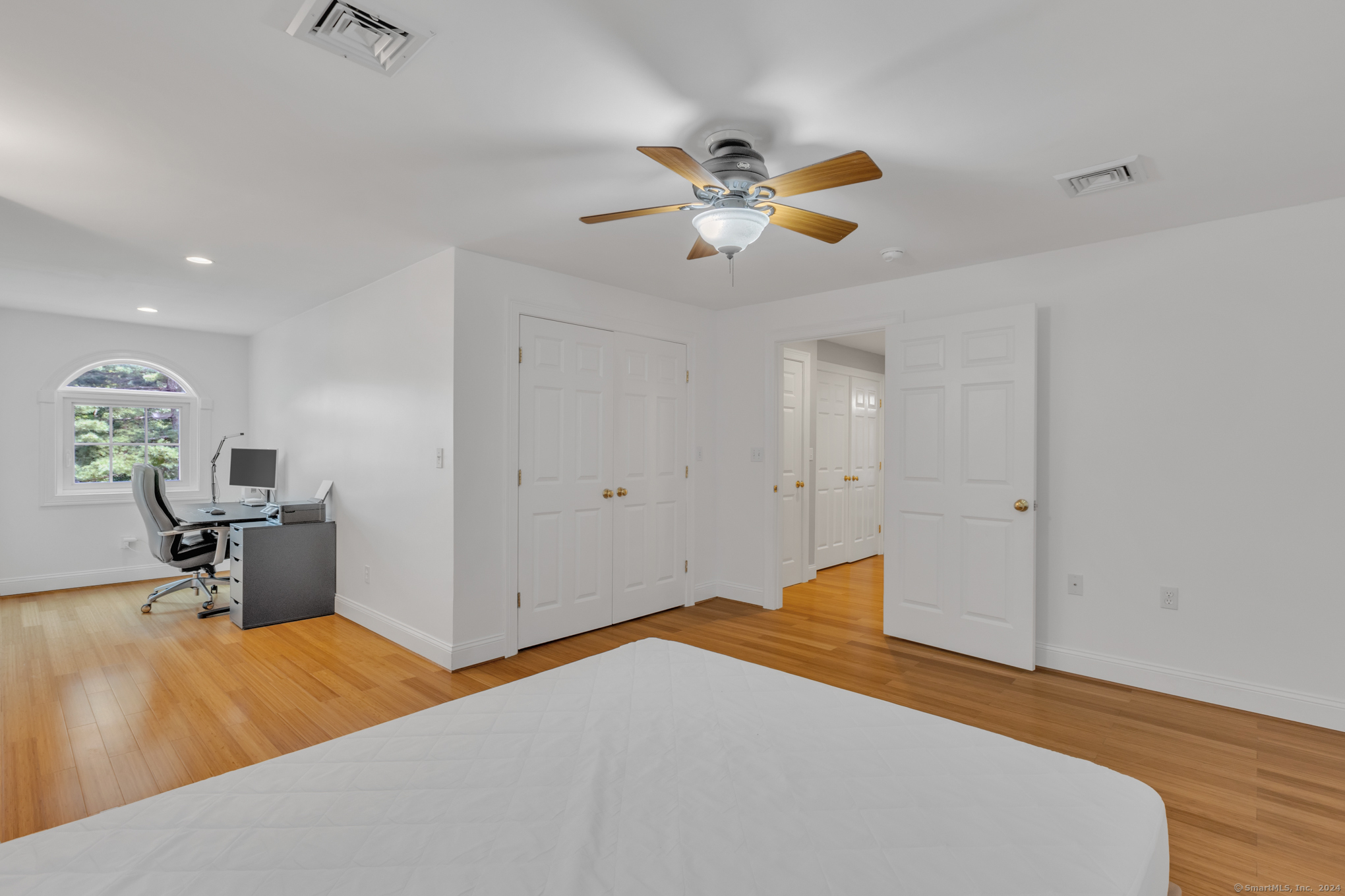 6 Boulder Ridge Drive