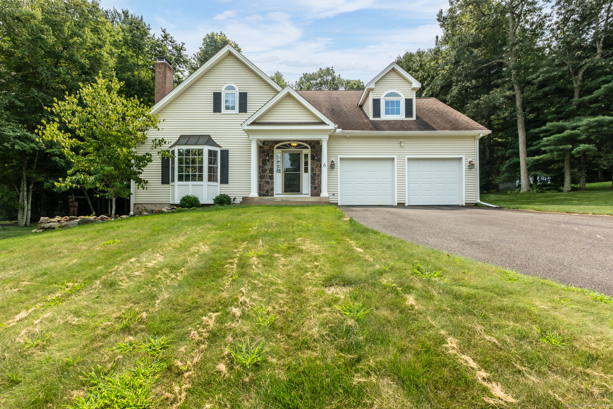 6 Boulder Ridge Drive