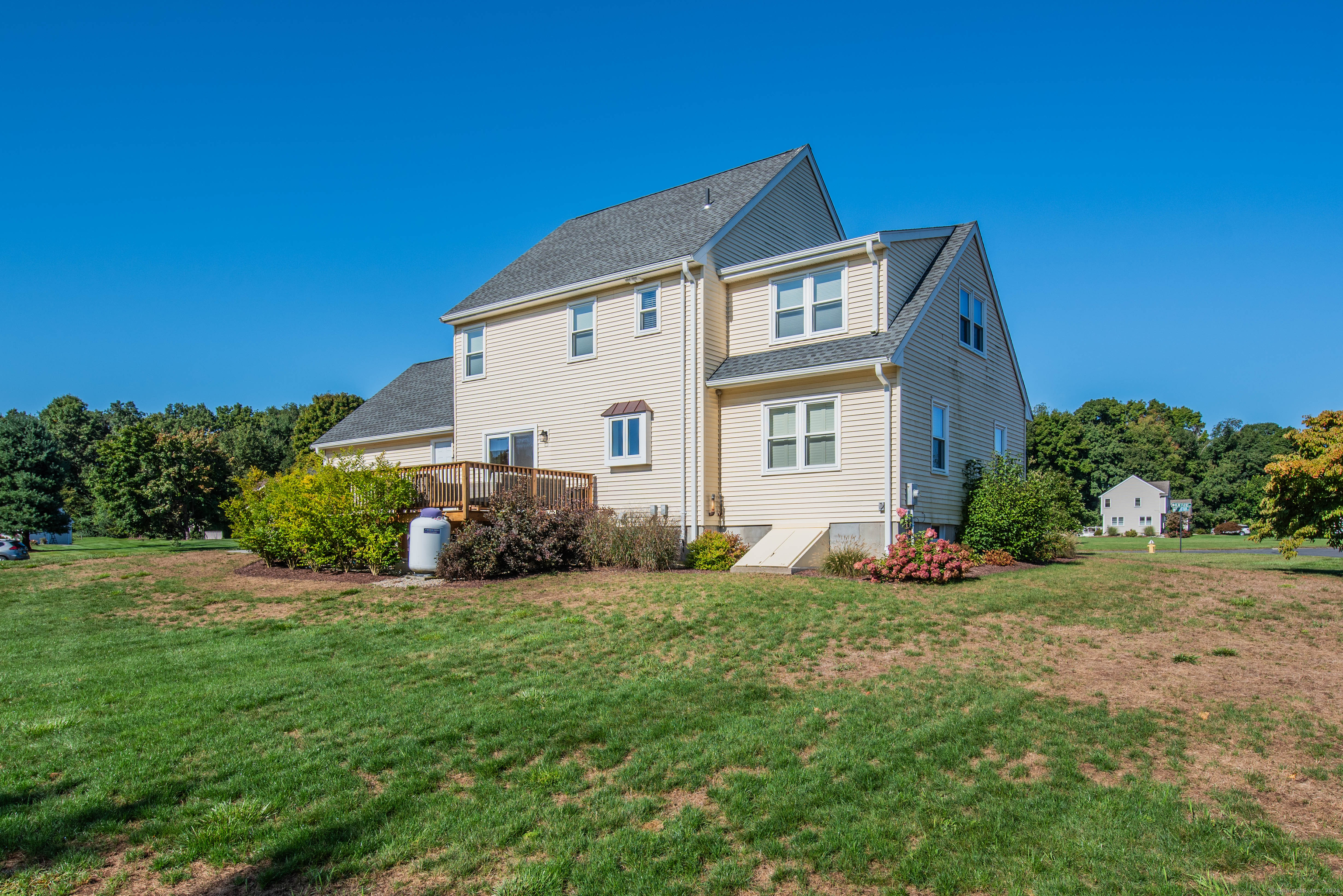 10 Olde Farm Road