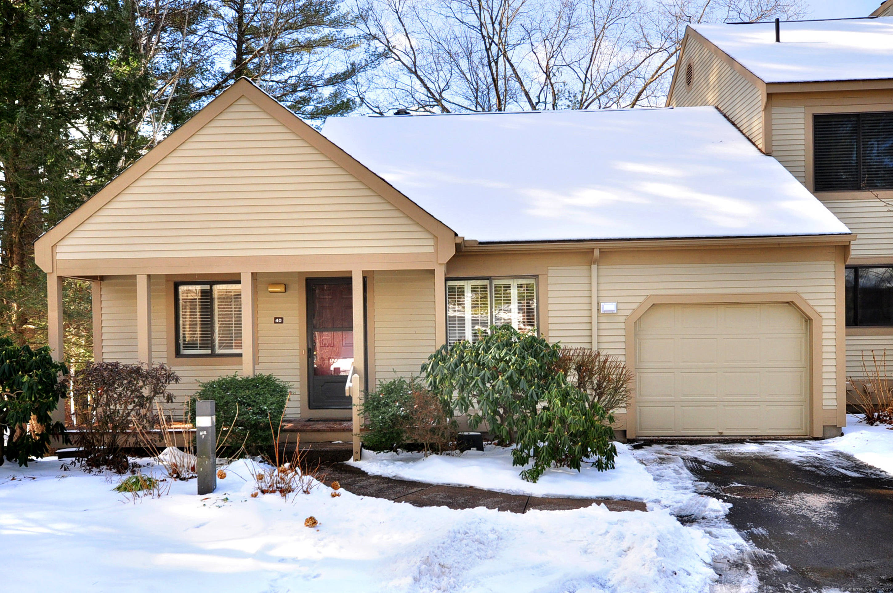 40 Ashford Drive 40