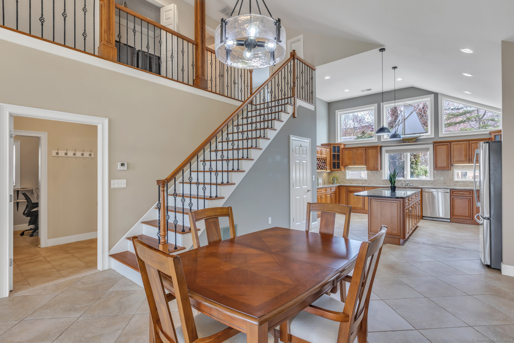 28 Whitney Lane