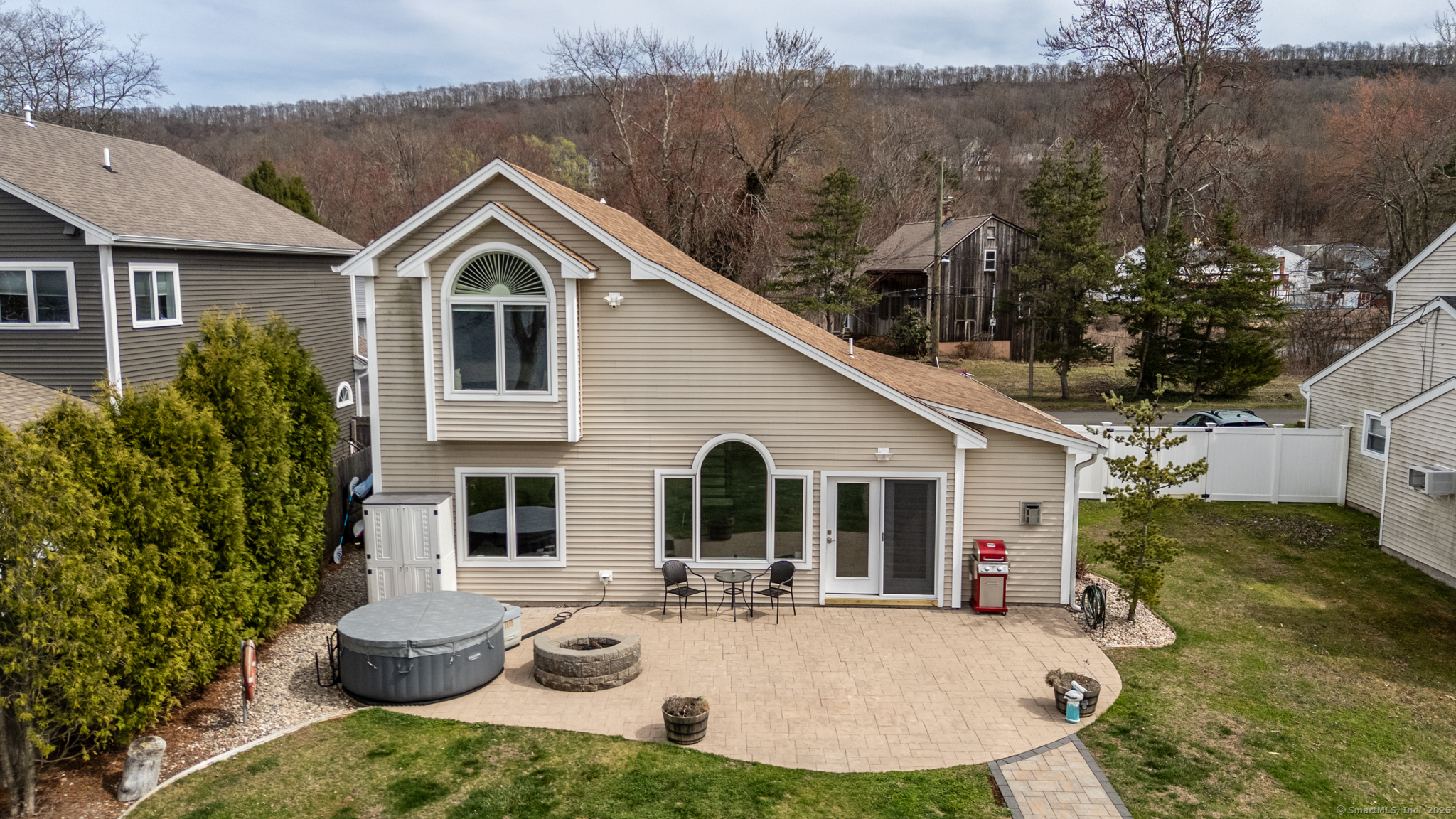 28 Whitney Lane