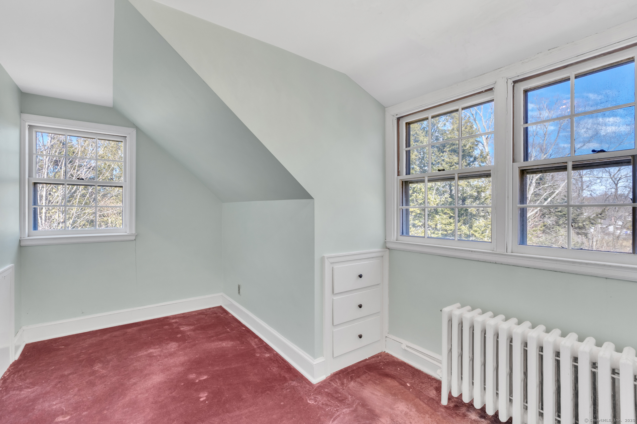 366 Bloomfield Avenue