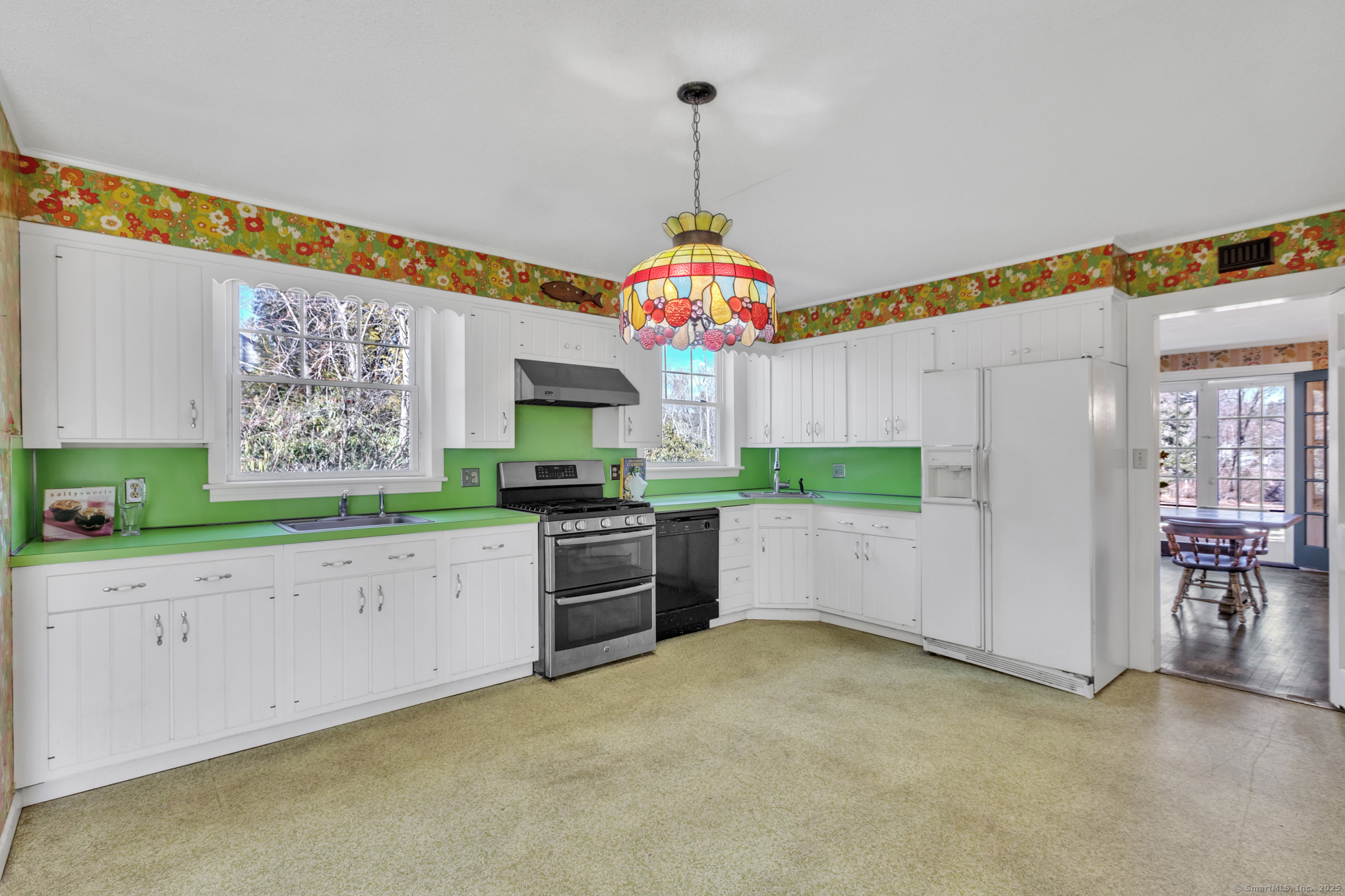 366 Bloomfield Avenue