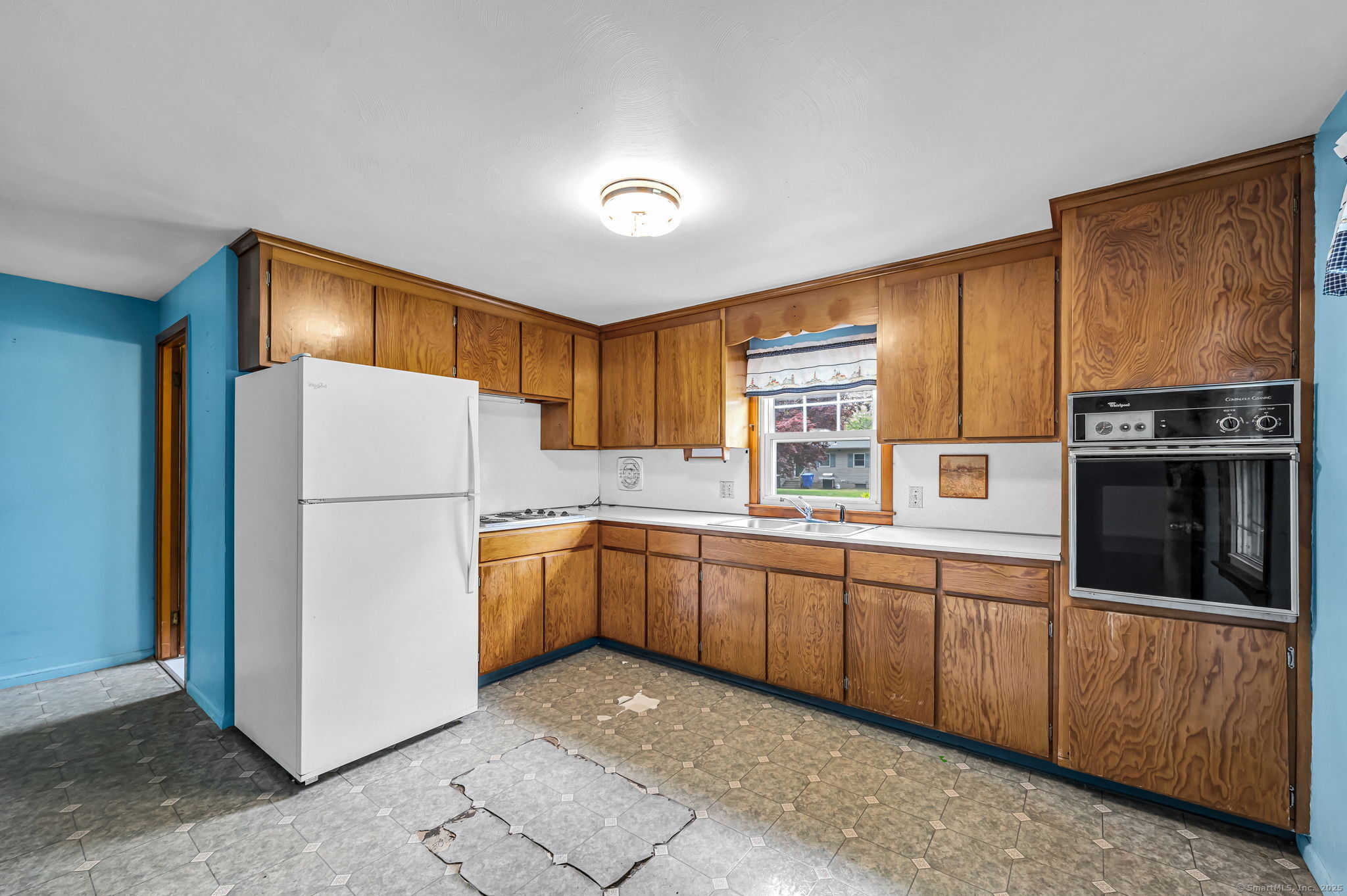 1 Pine Grove Avenue