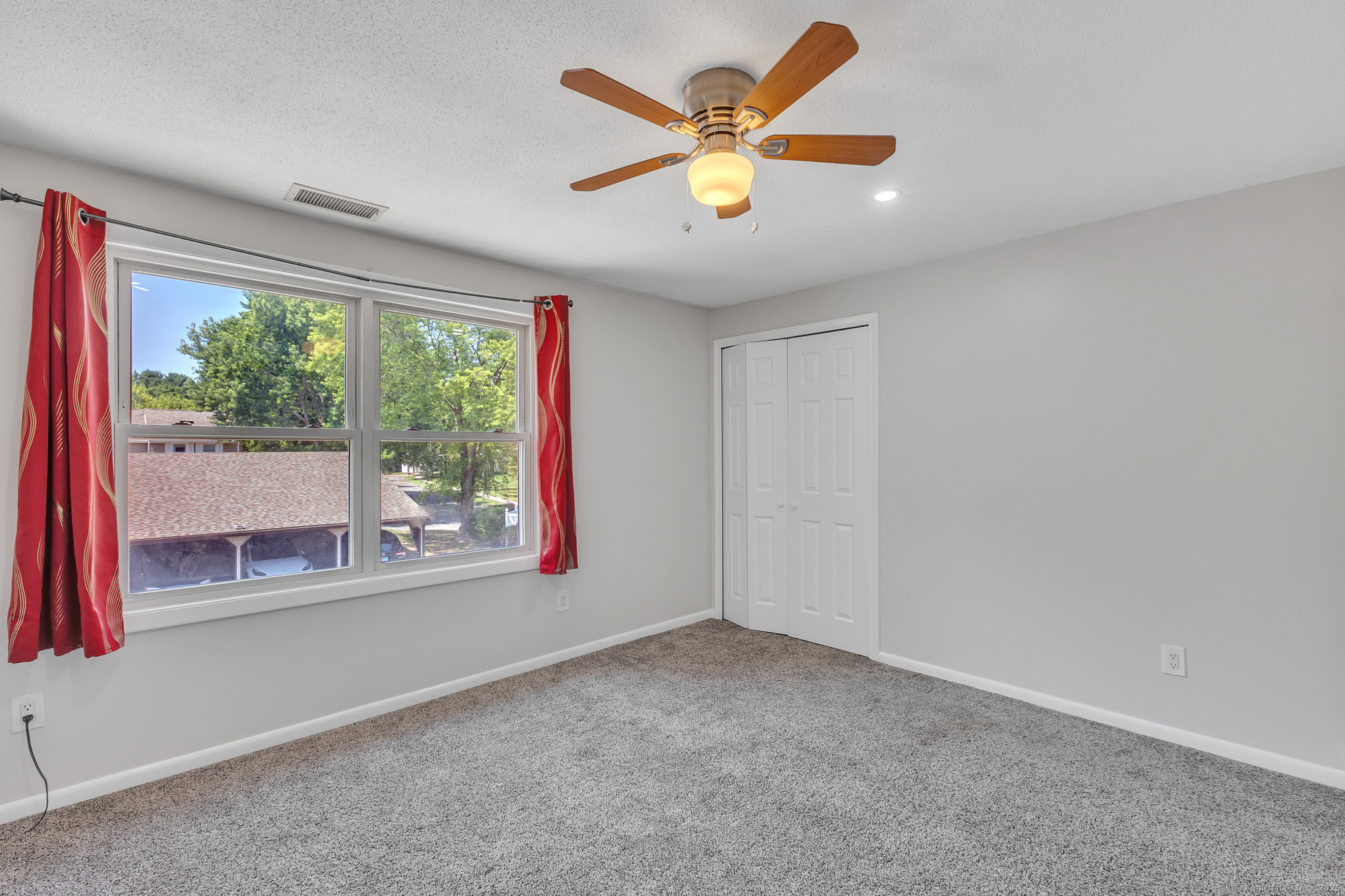 17 Saint Marc Circle B