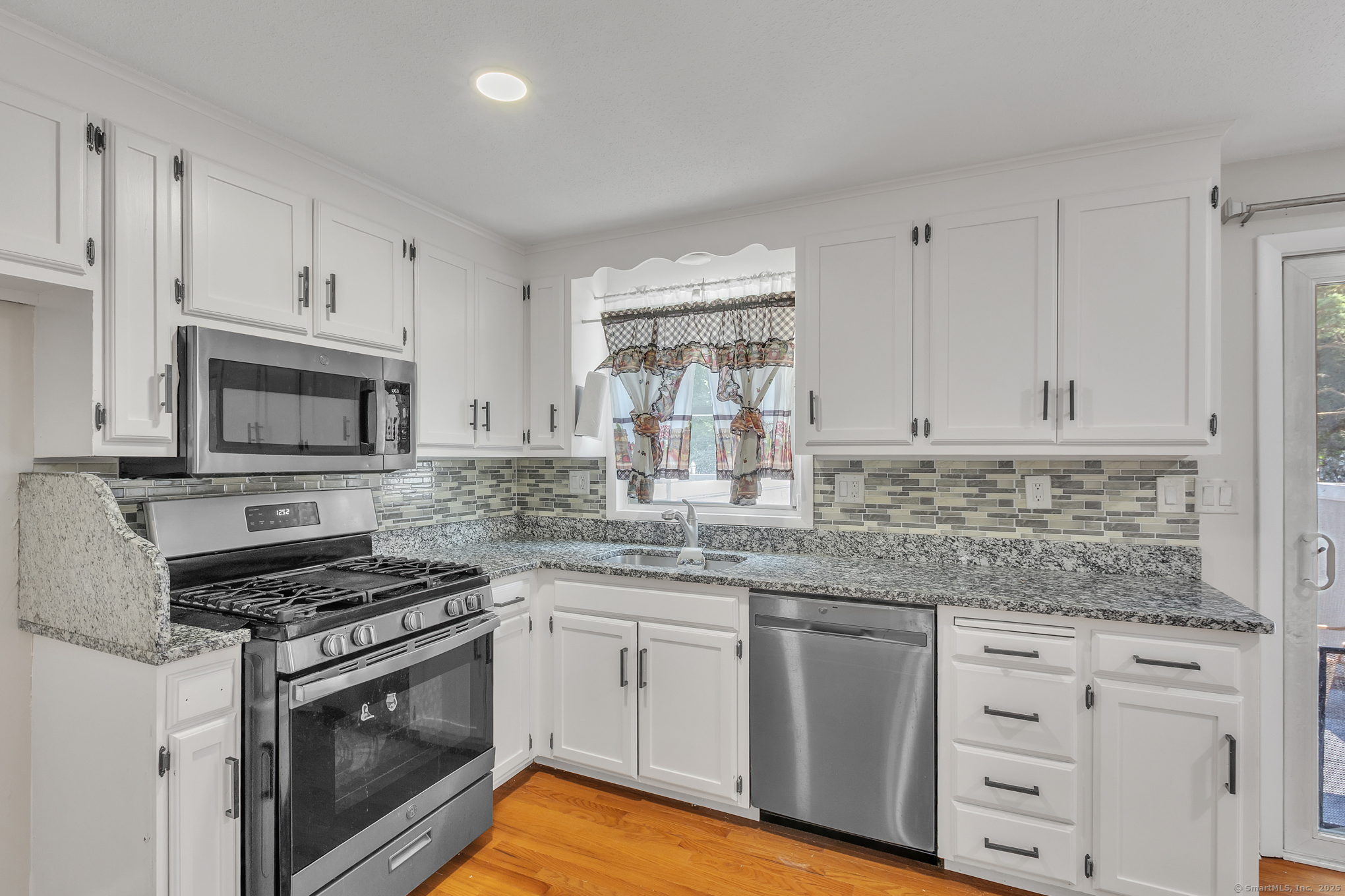 17 Saint Marc Circle B