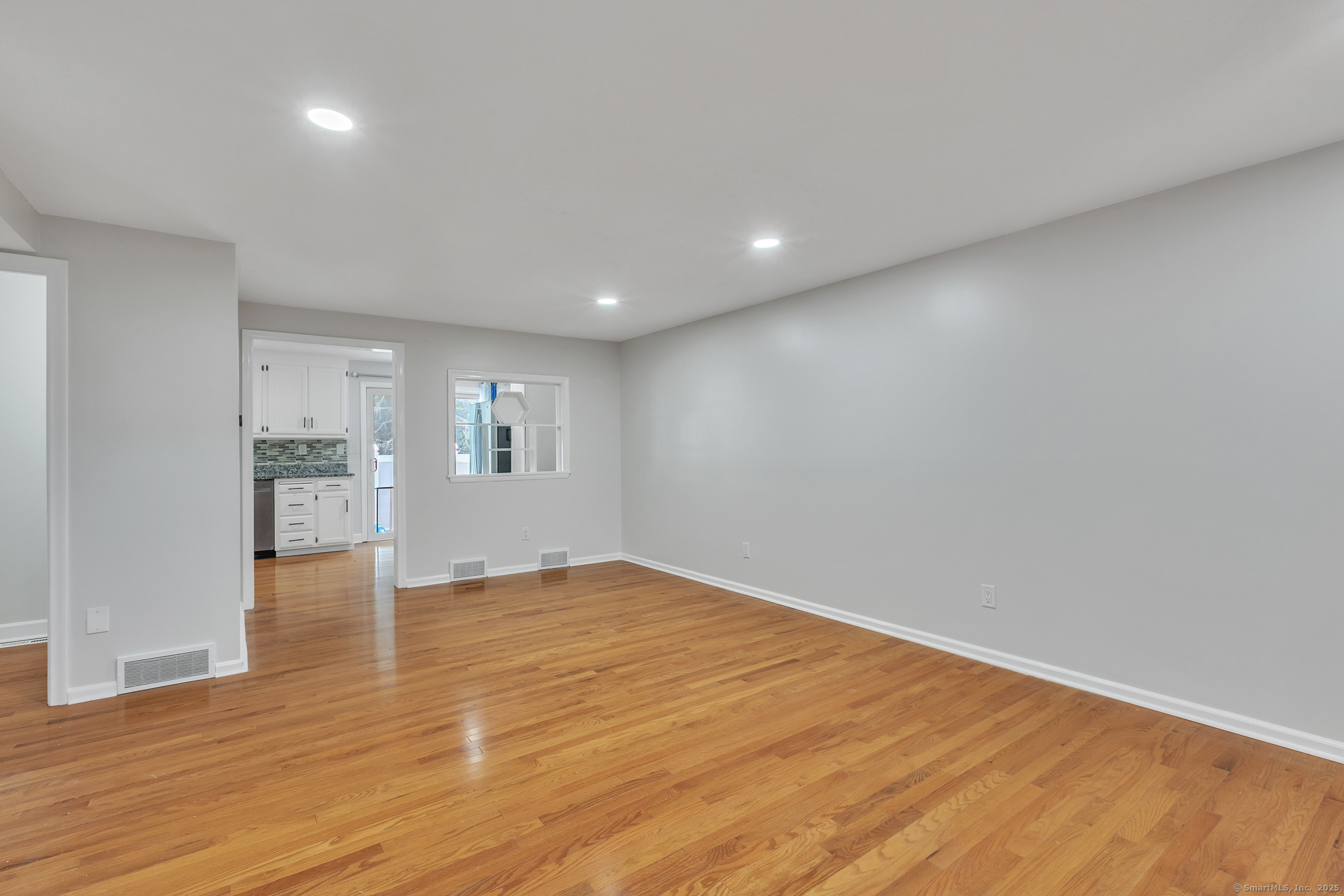 17 Saint Marc Circle B
