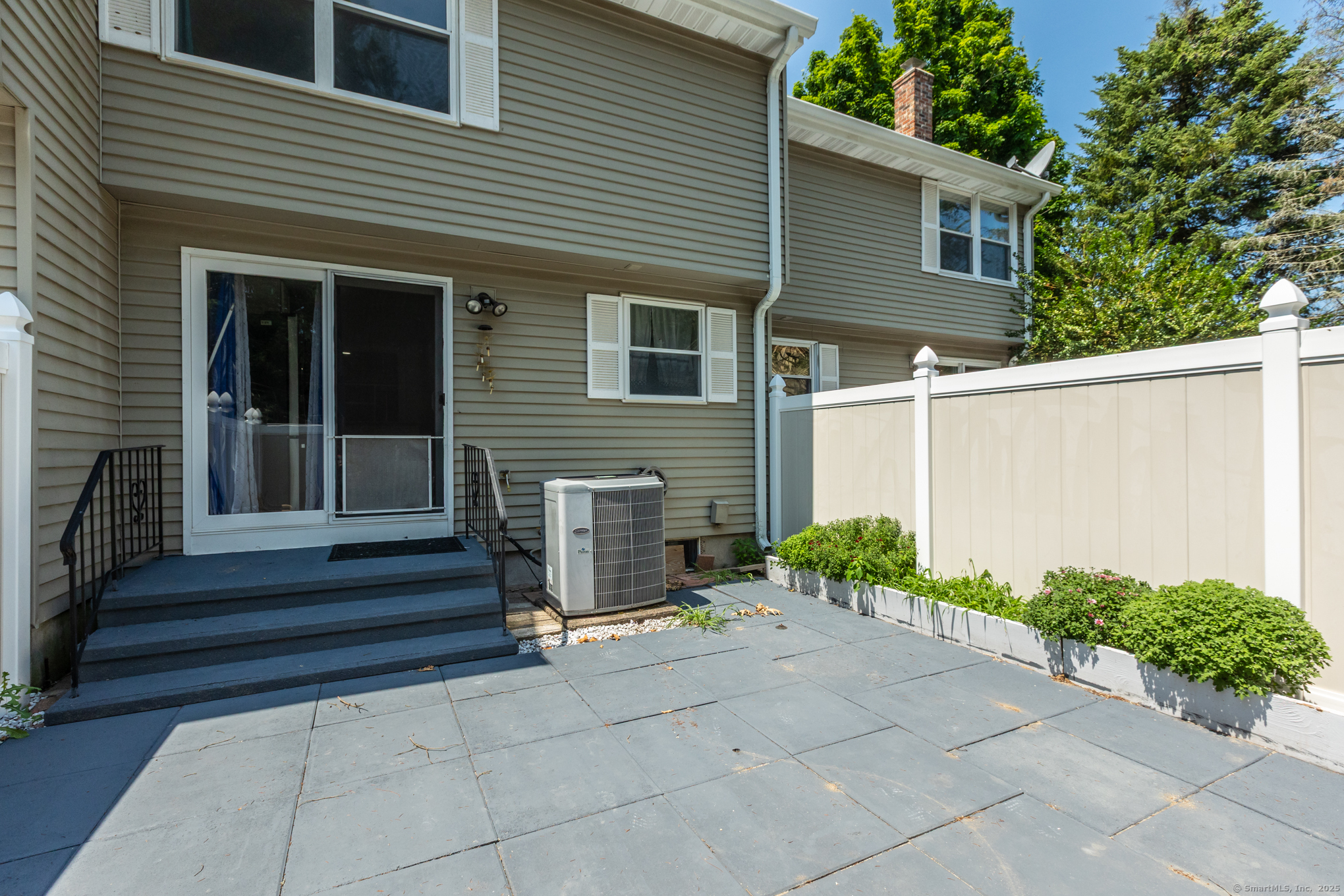 17 Saint Marc Circle B