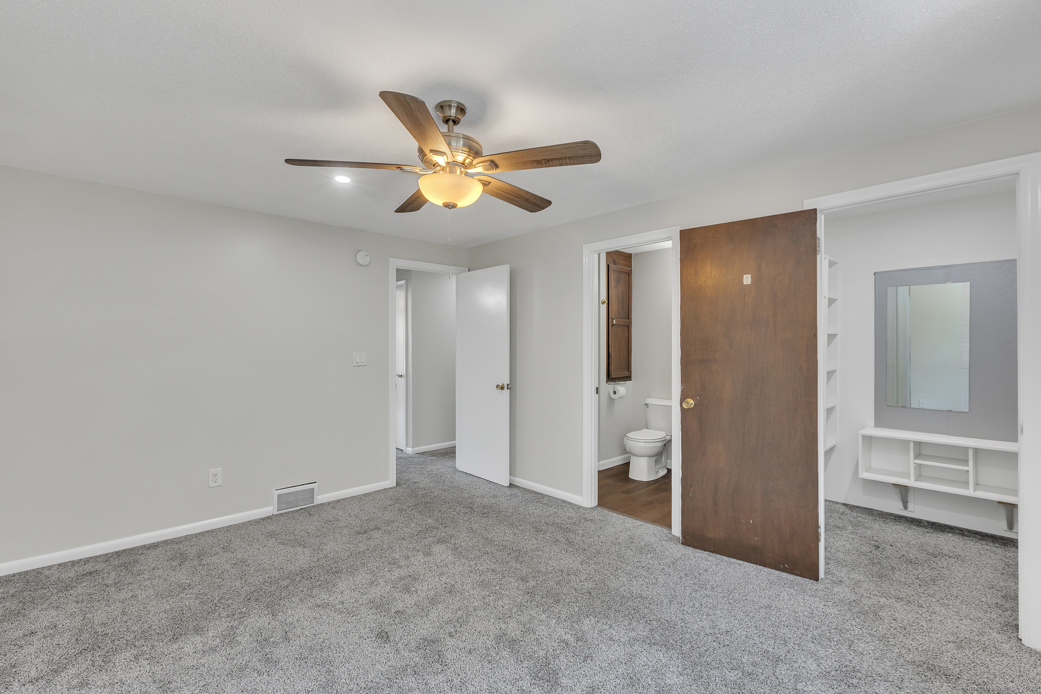 17 Saint Marc Circle B