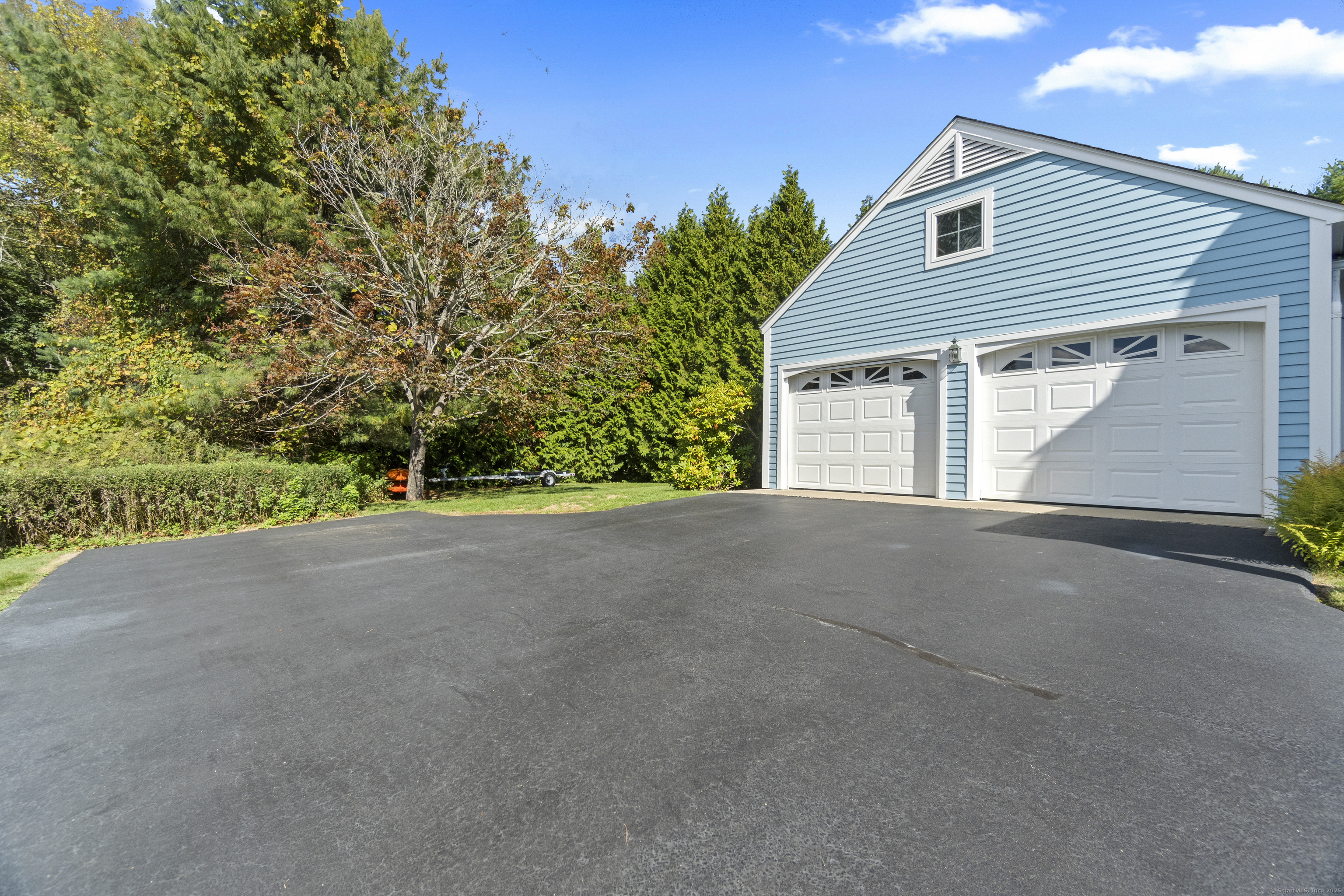 233 High Meadow Lane