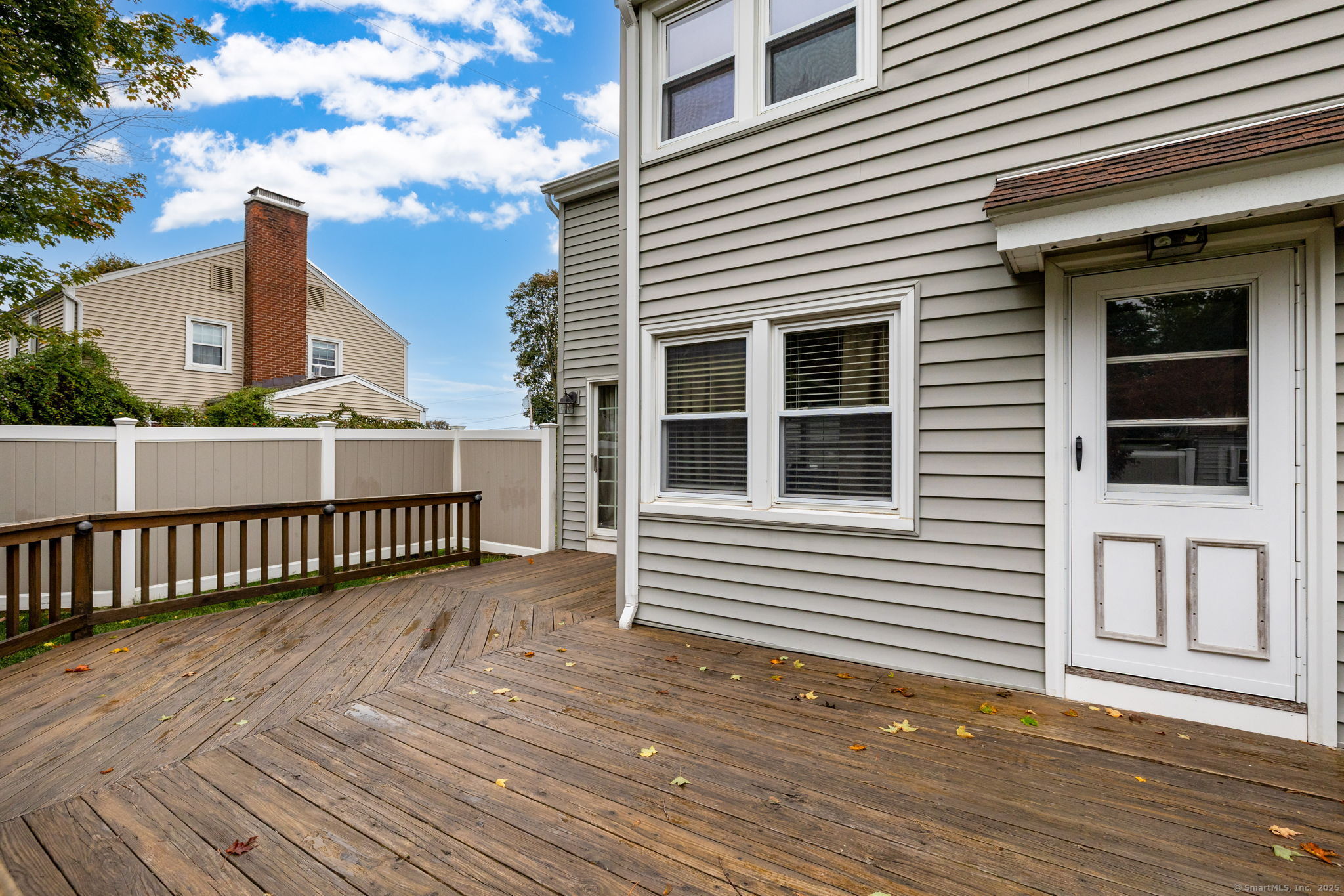 89 Longvue Drive