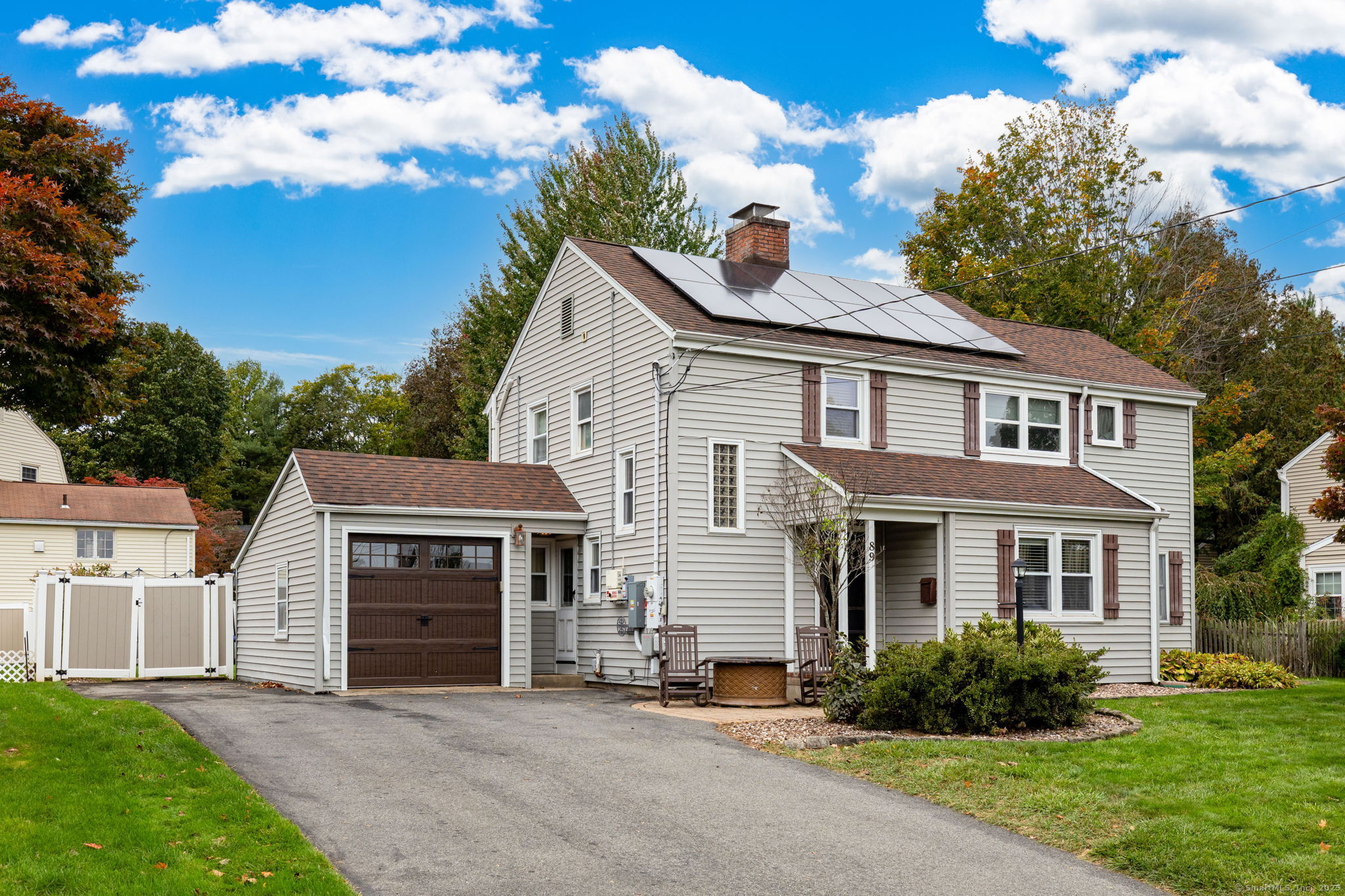 89 Longvue Drive