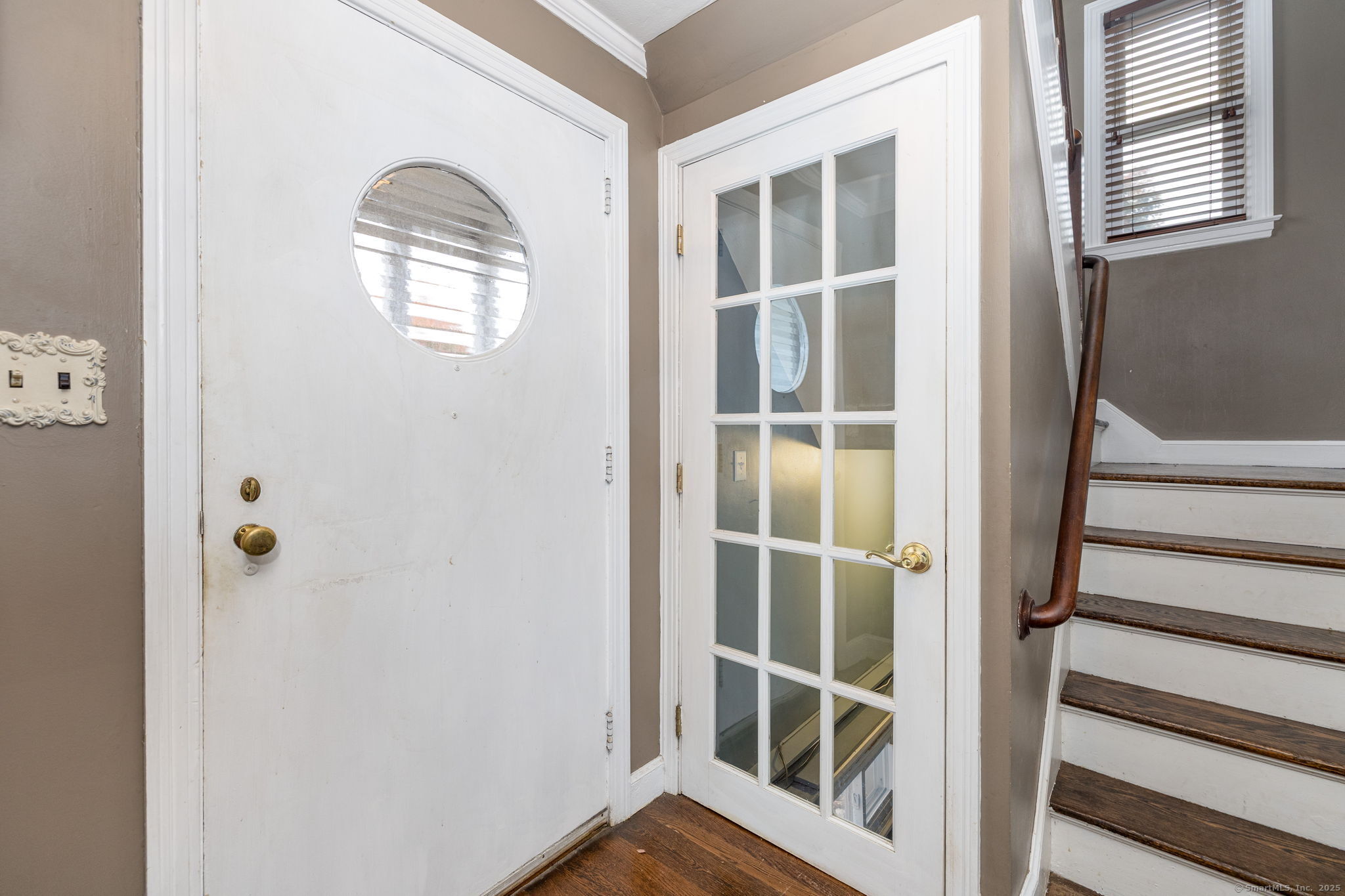 89 Longvue Drive