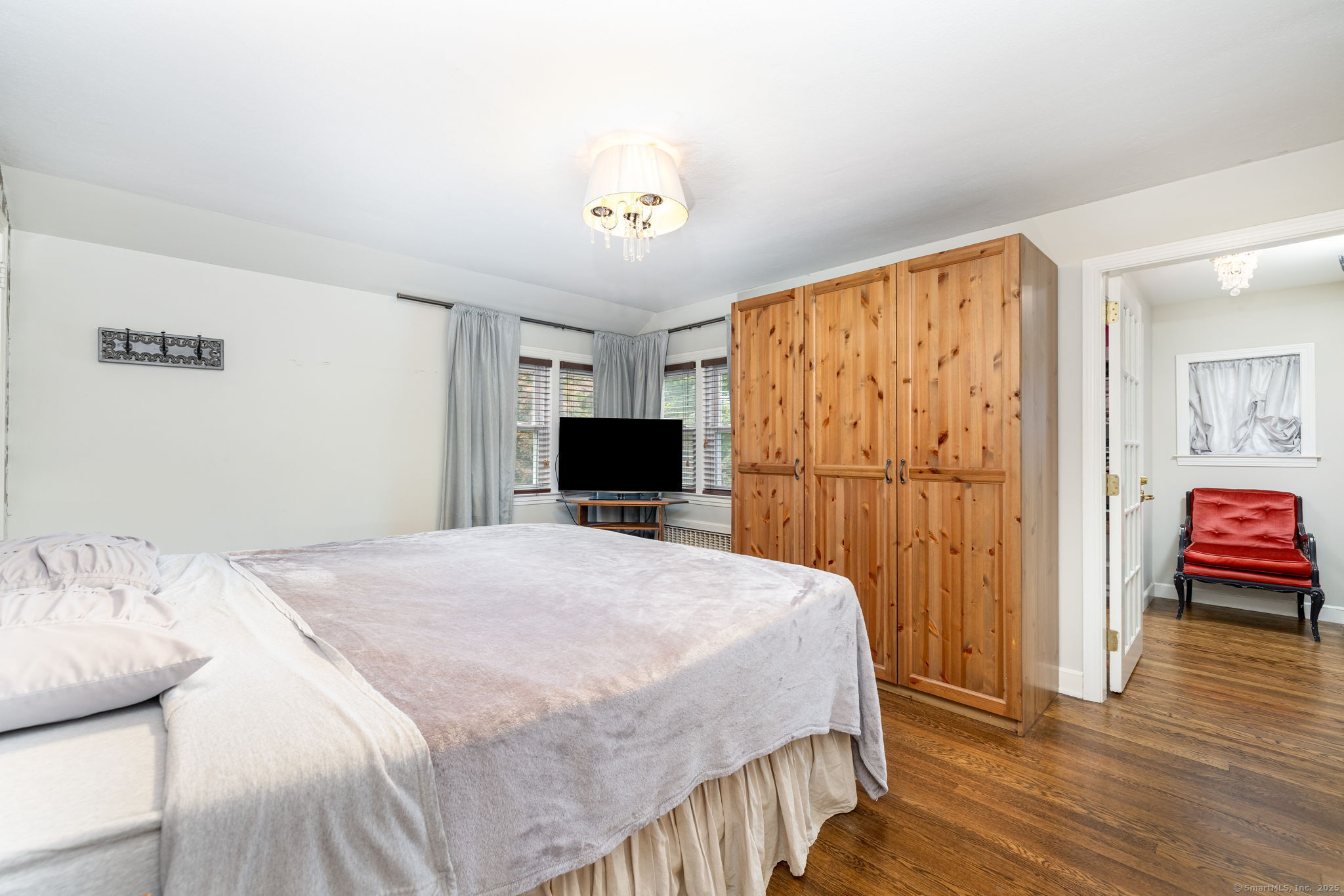 89 Longvue Drive