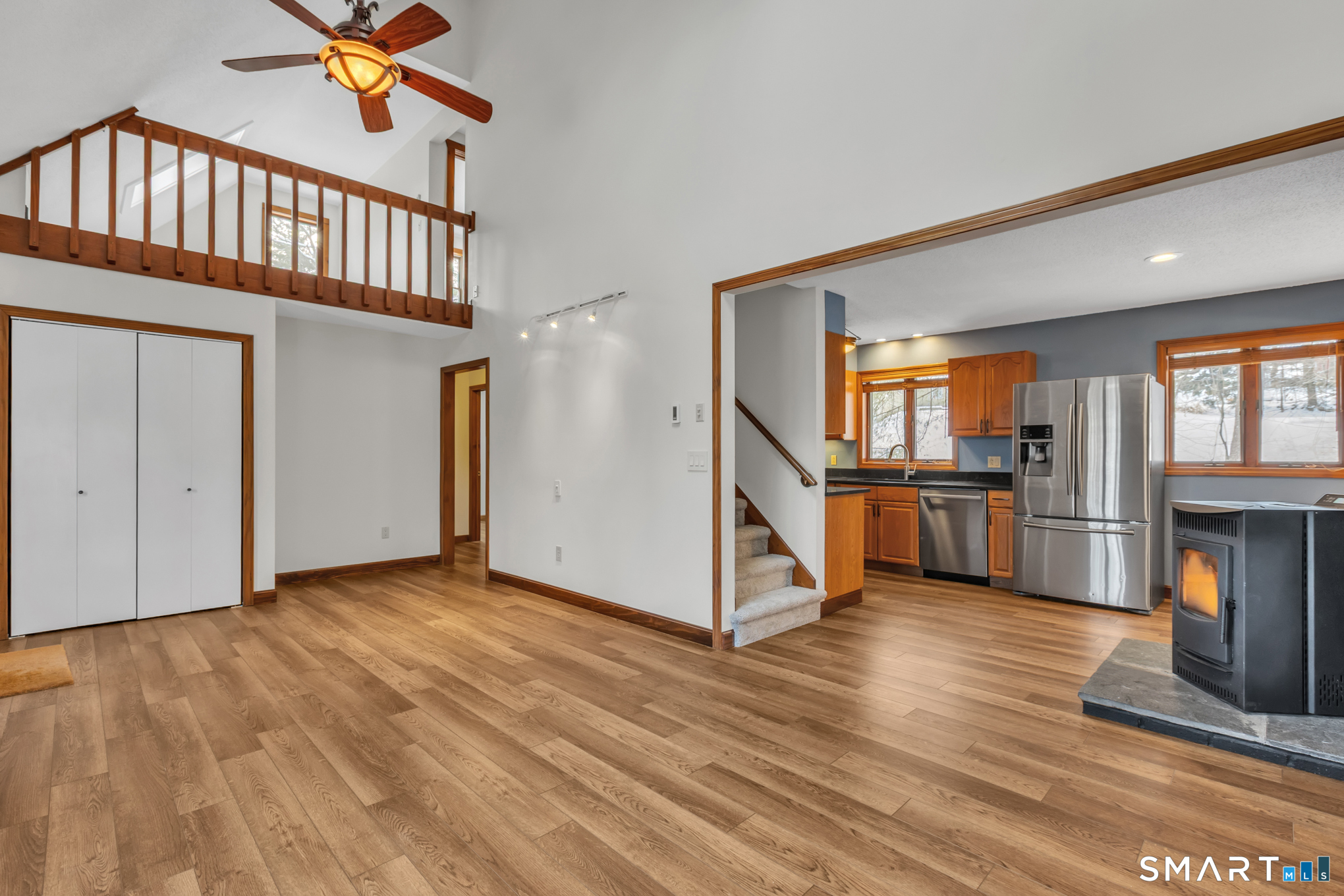 155 Diamond Ledge Road