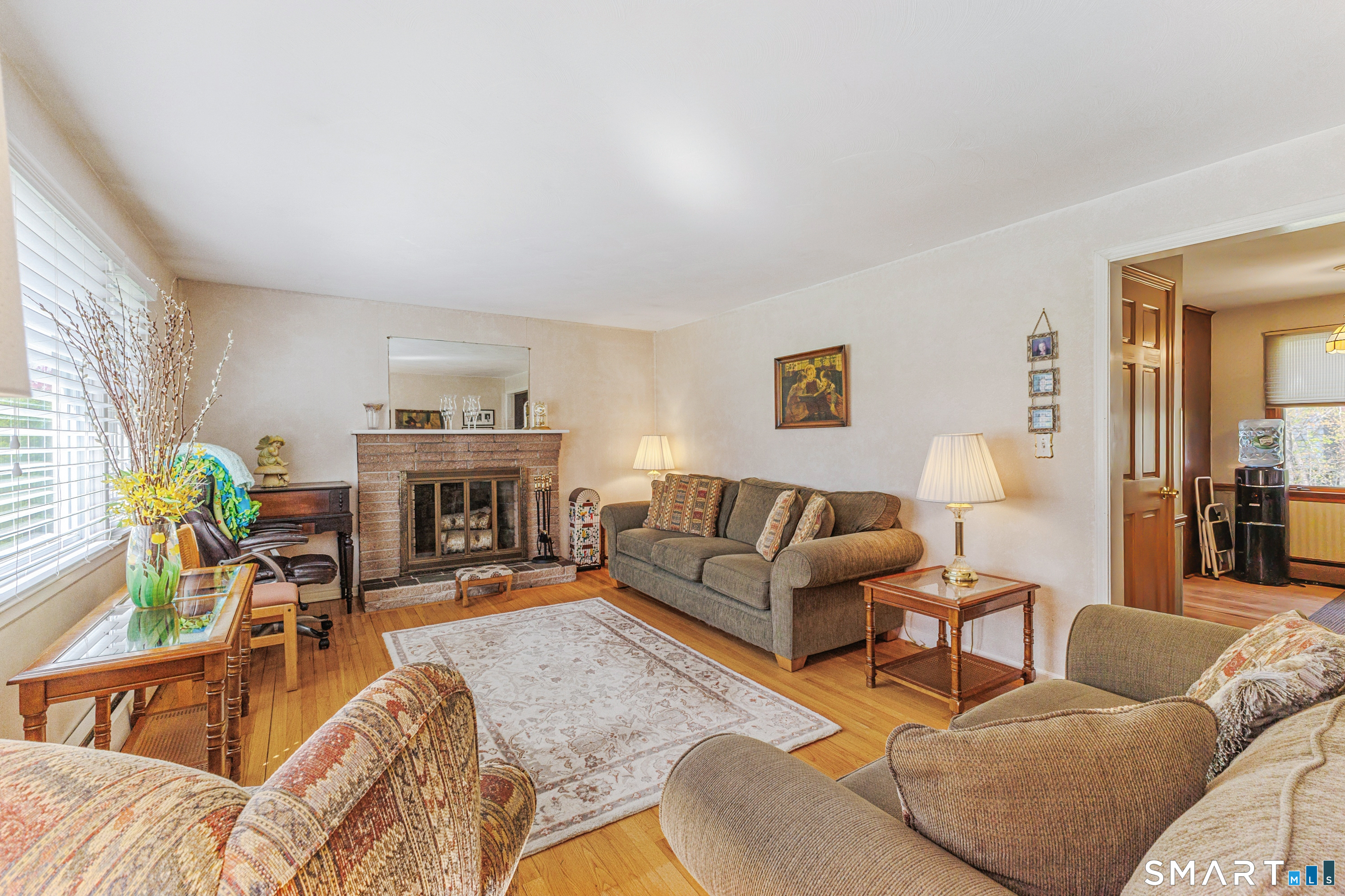 275 Country Lane
