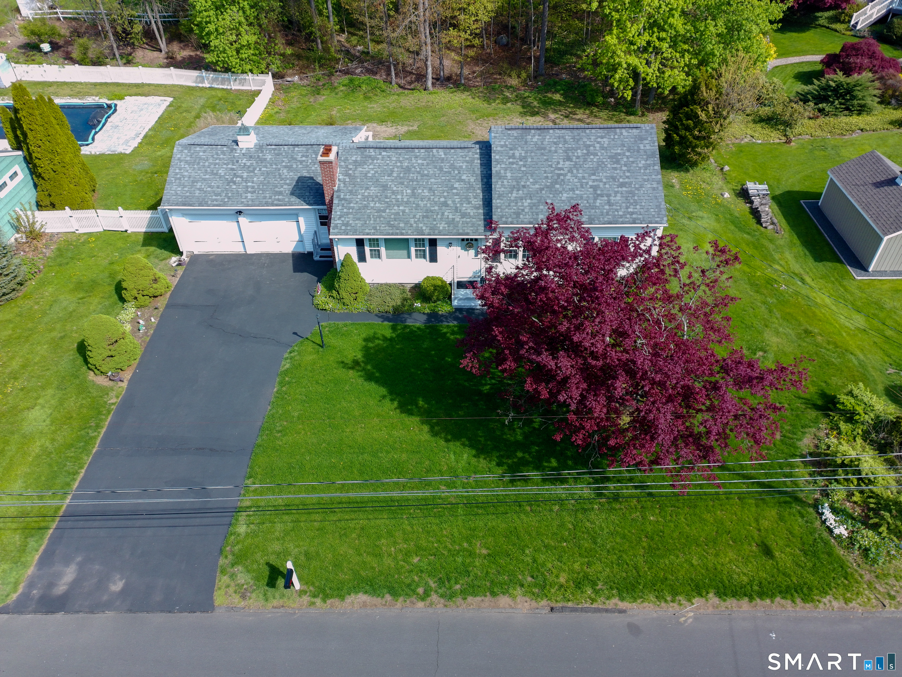 275 Country Lane