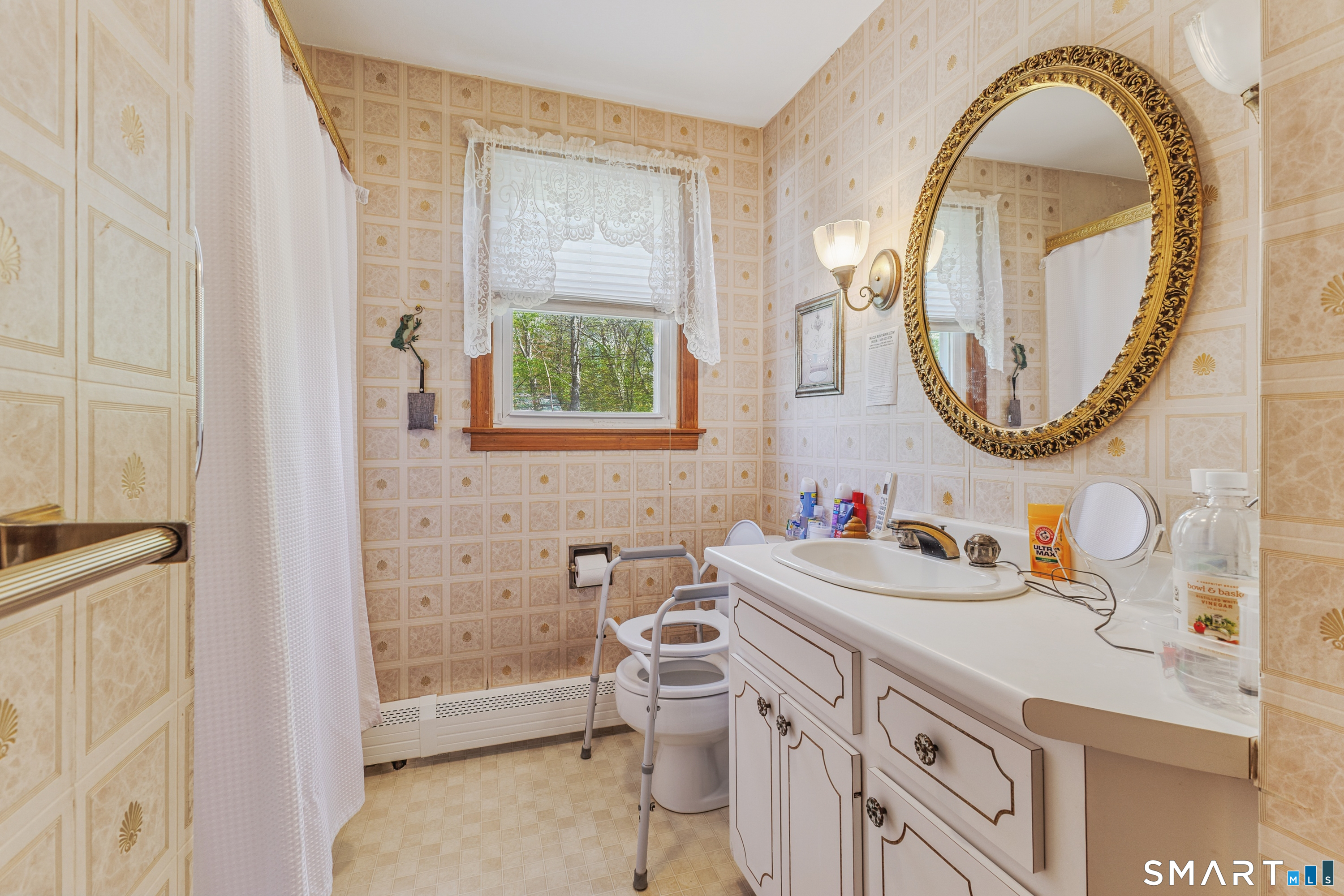 275 Country Lane
