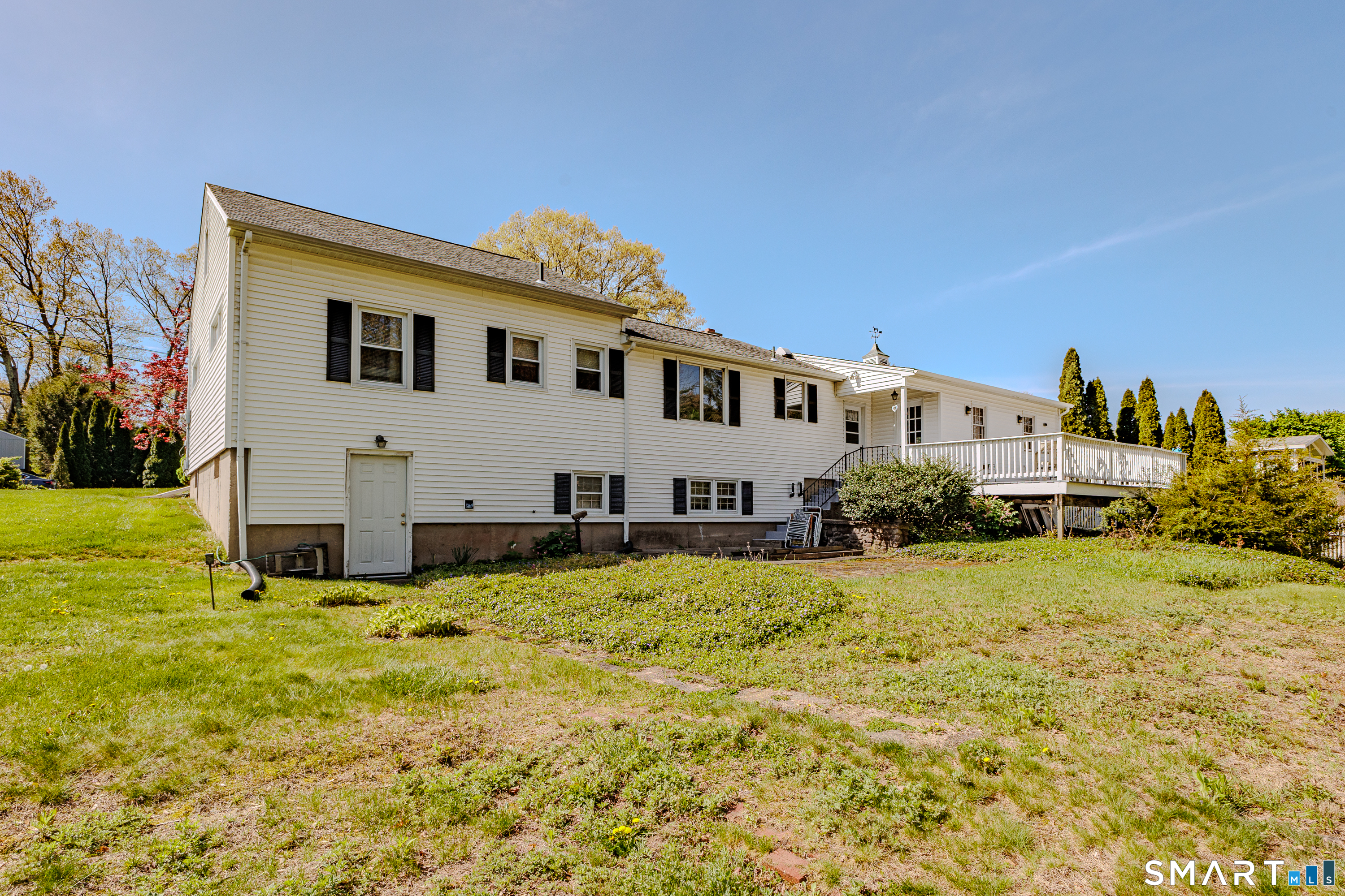 275 Country Lane