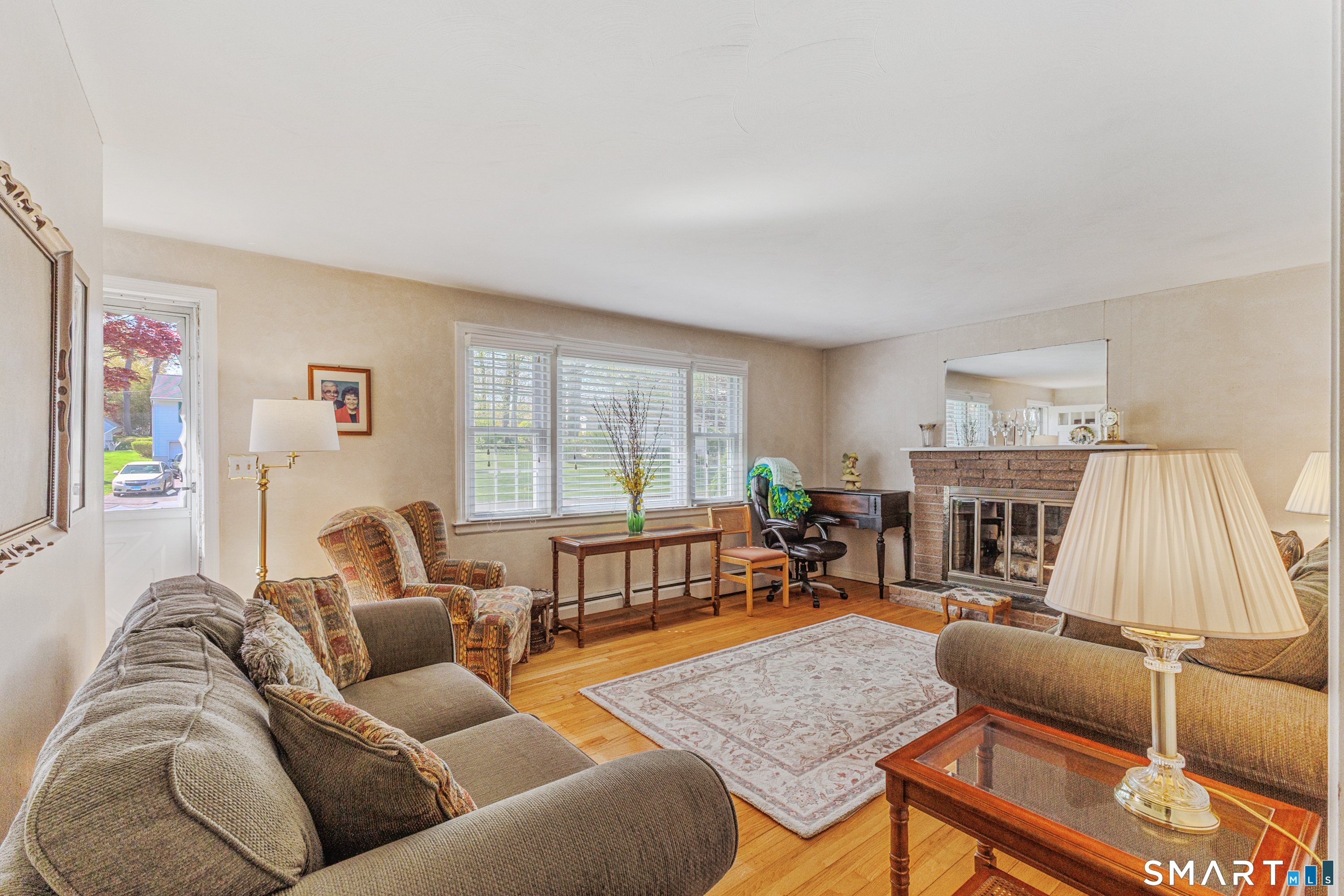275 Country Lane