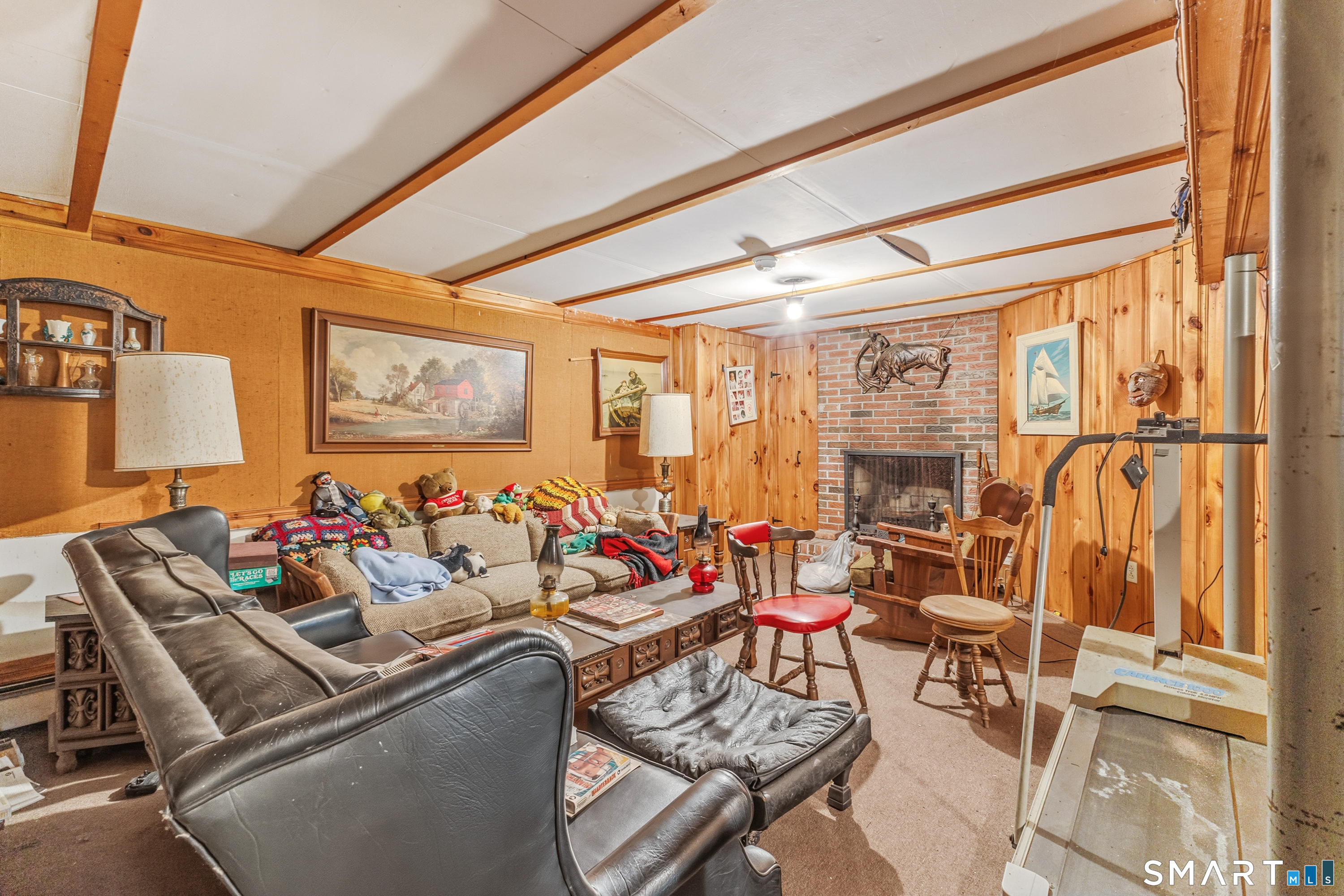 275 Country Lane